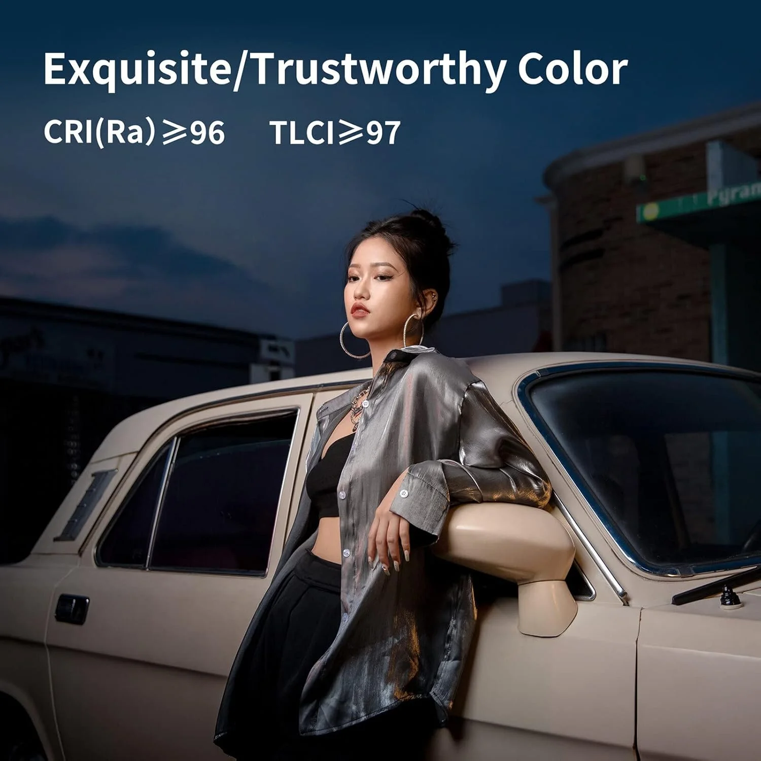 عصای نور LED دستی RGB مدل Labymos FIVERAY FR100C، نور ویدئویی با دمای رنگ قابل تنظیم 2700K-6200K، CRI96+ TLCI97+، باتری داخلی 25 واتی با قابلیت شارژ سریع PD، به همراه کابل شارژ USB، کیف حمل و آداپتور برق