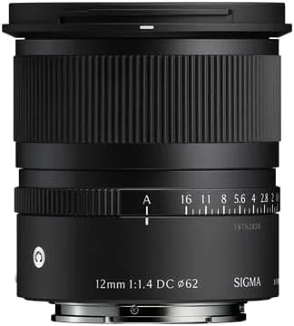 سیگما 12mm F1.4 DC Contemporary برای مانت فوجی‌فیلم X، نسخه امارات
