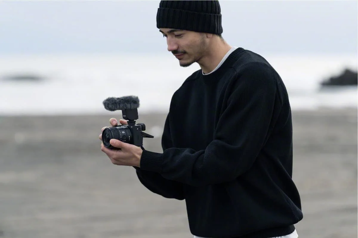 لنز پرایم واید انگل سونی E 15 mm F1.4 G APS-C با دیافراگم باز، لنز G، مدل SEL15F14G، مشکی، سایز One size