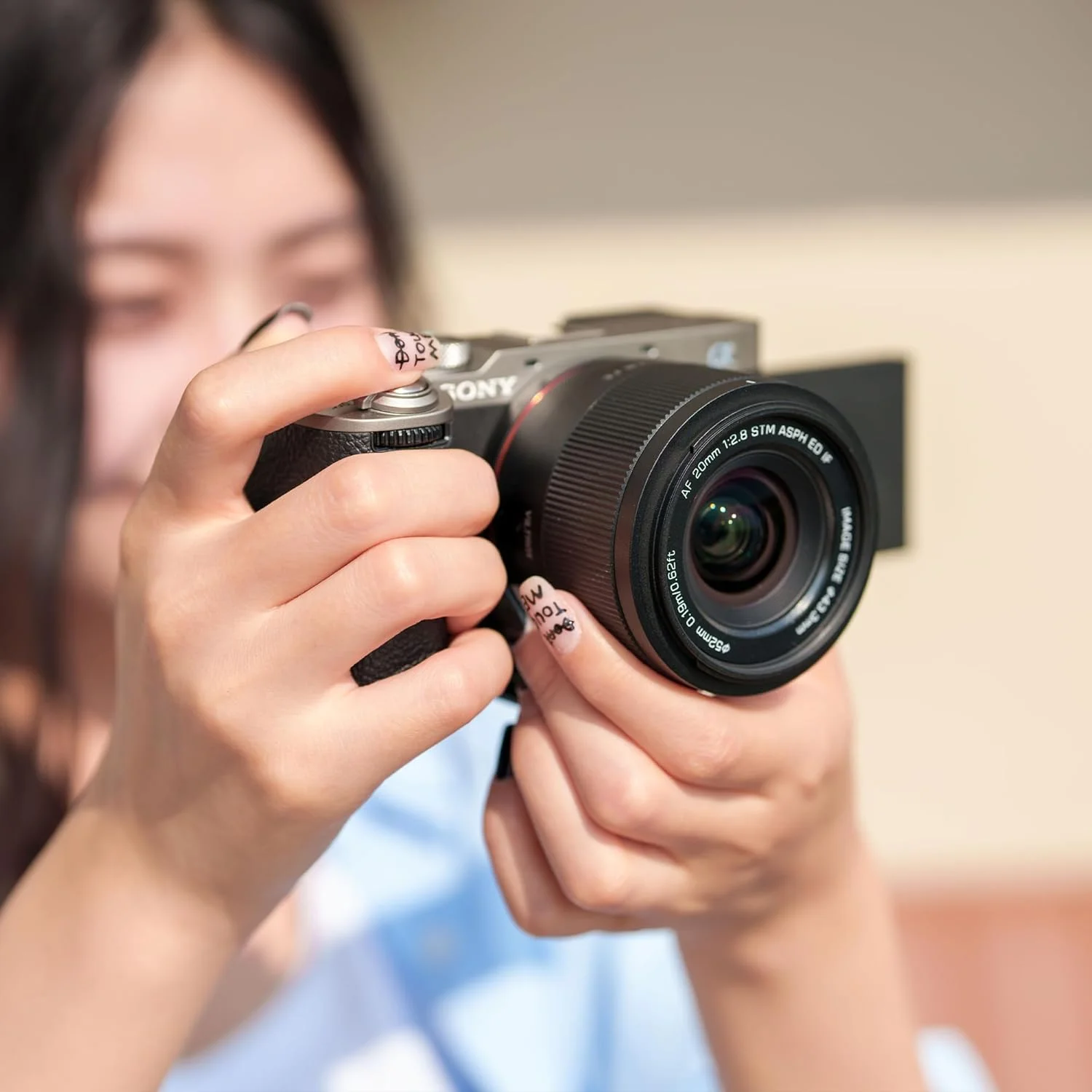 لنز پرایم 20mm F2.8 با زاویه دید عریض و فوکوس خودکار ویلتراکس، سازگار با دوربینهای بدون آینه Sony E-Mount مدلهای a7III a7iv a7R fx30 zv-e100 a7SII III a7C a7cii a7c a7II a7RII a6100 a6400 a6000 لنز پرایم 20mm F2.8 با زاویه دید عریض و فوکوس خودکار ویلتراکس، سازگار با دوربینهای بدون آینه Sony E-Mount مدلهای a7III a7iv a7R fx30 zv-e100 a7SII III a7C a7cii a7c a7II a7RII a6100 a6400 a6000