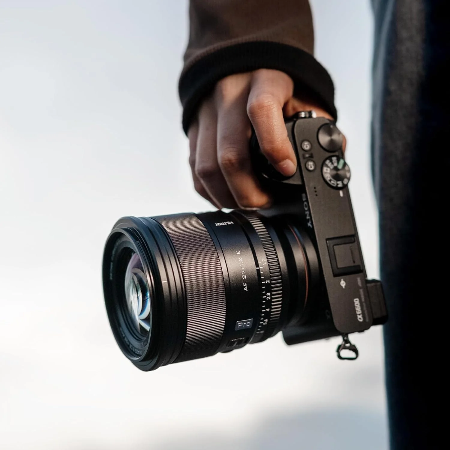 لنز ویلتراکس 27 میلیمتری F/1.2 PRO AF برای مانت Sony E، لنز پرایم فوکوس خودکار 27 میلیمتری F/1.2 APS-C STM سازگار با Sony E Mount A7 a6700 a6500 لنز ویلتراکس 27 میلیمتری F/1.2 PRO AF برای مانت Sony E، لنز پرایم فوکوس خودکار 27 میلیمتری F/1.2 APS-C STM سازگار با Sony E Mount A7 a6700 a6500