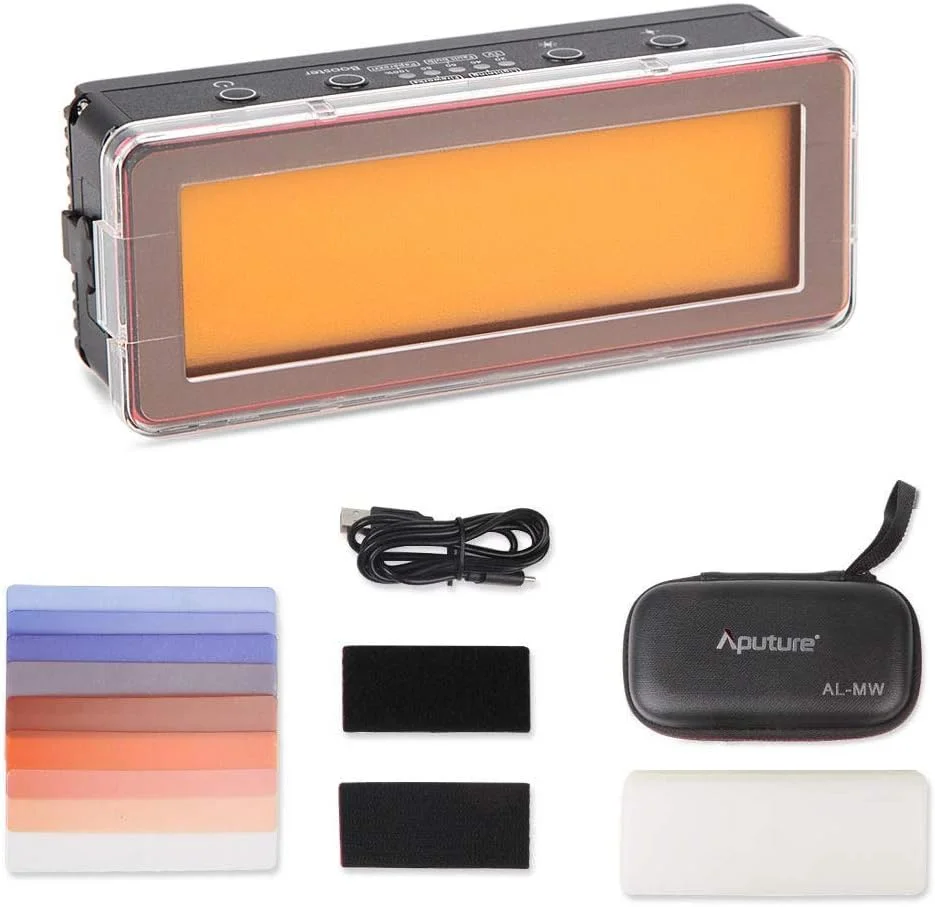 کیت نور ویدئویی RGB مدل Aputure Amaran Ace 25c، نور جیبی 25 واتی قابل نصب روی دوربین با دمای رنگ 2300k-10000k و شدت روشنایی 5,908 لوکس در 0.5 متری، به همراه باتری قابل شارژ و شارژ PD