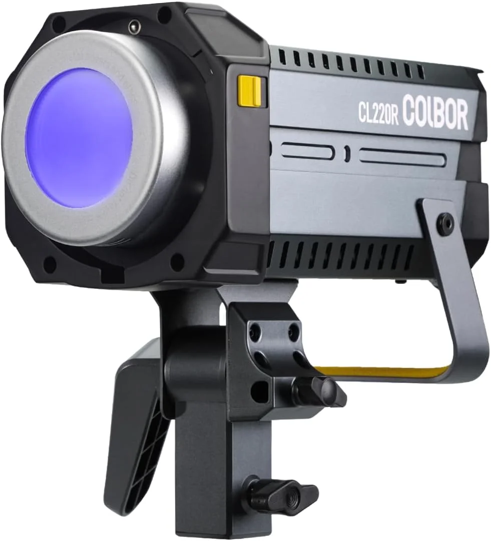 نور ویدئویی ال ای دی RGB مدل Colbor Cl220R 220W، نور COB با دمای رنگی 2700K-6500K با مانت Bowens برای فیلمبرداری، پشتیبانی از سیستم کنترل ماتریسی با 13 جلوه نوری یکپارچه