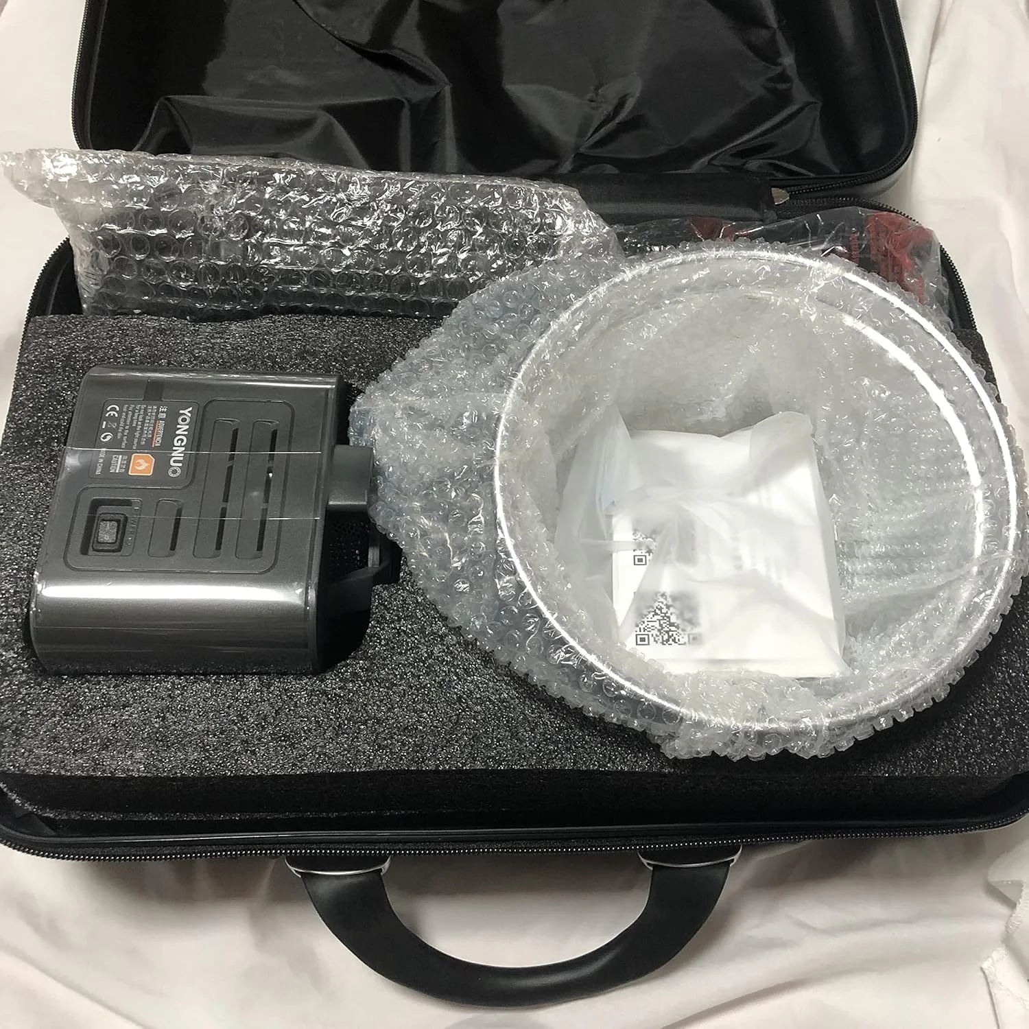 نور ویدئویی ال ای دی 100 وات دو رنگ YNLUX100 با دمای رنگ 3200-5600 کلوین، چراغ قابل حمل مناسب فضای باز، نور پرکننده مدل VS COD 60B 60X (کیت 3200K-5600K EU)