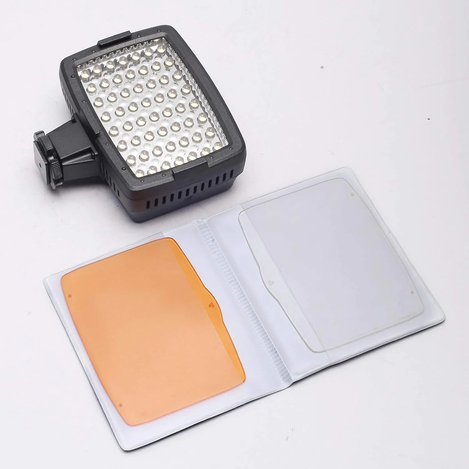 نور ویدئویی دیجیتال LED مدل DEVMO CN-LUX560 با 56 عدد LED برای نورپردازی عکاسی دوربین دیجیتال، دوربین فیلمبرداری DV و دوربین SLR