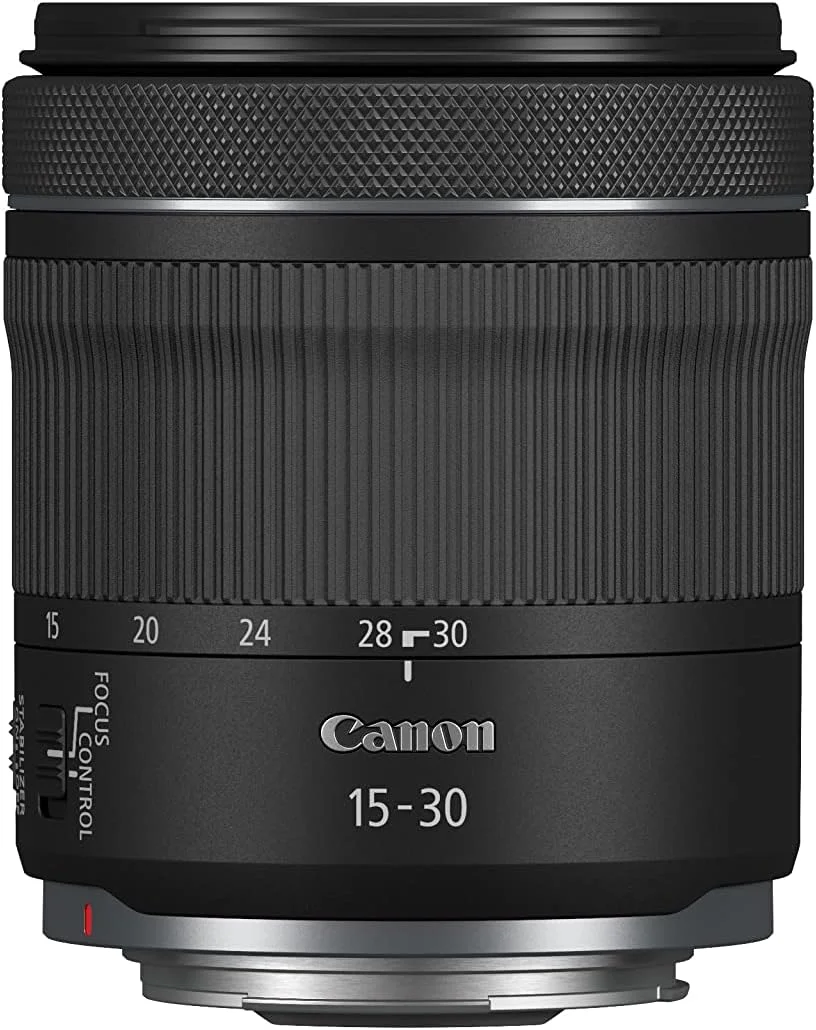 لنز کانن RF 15-30mm F4.5-6.3 IS STM - انعطاف پذیری سبک وزن یک لنز زوم فوق عریض برای عکاسی منظره، معماری و ولاگینگ.