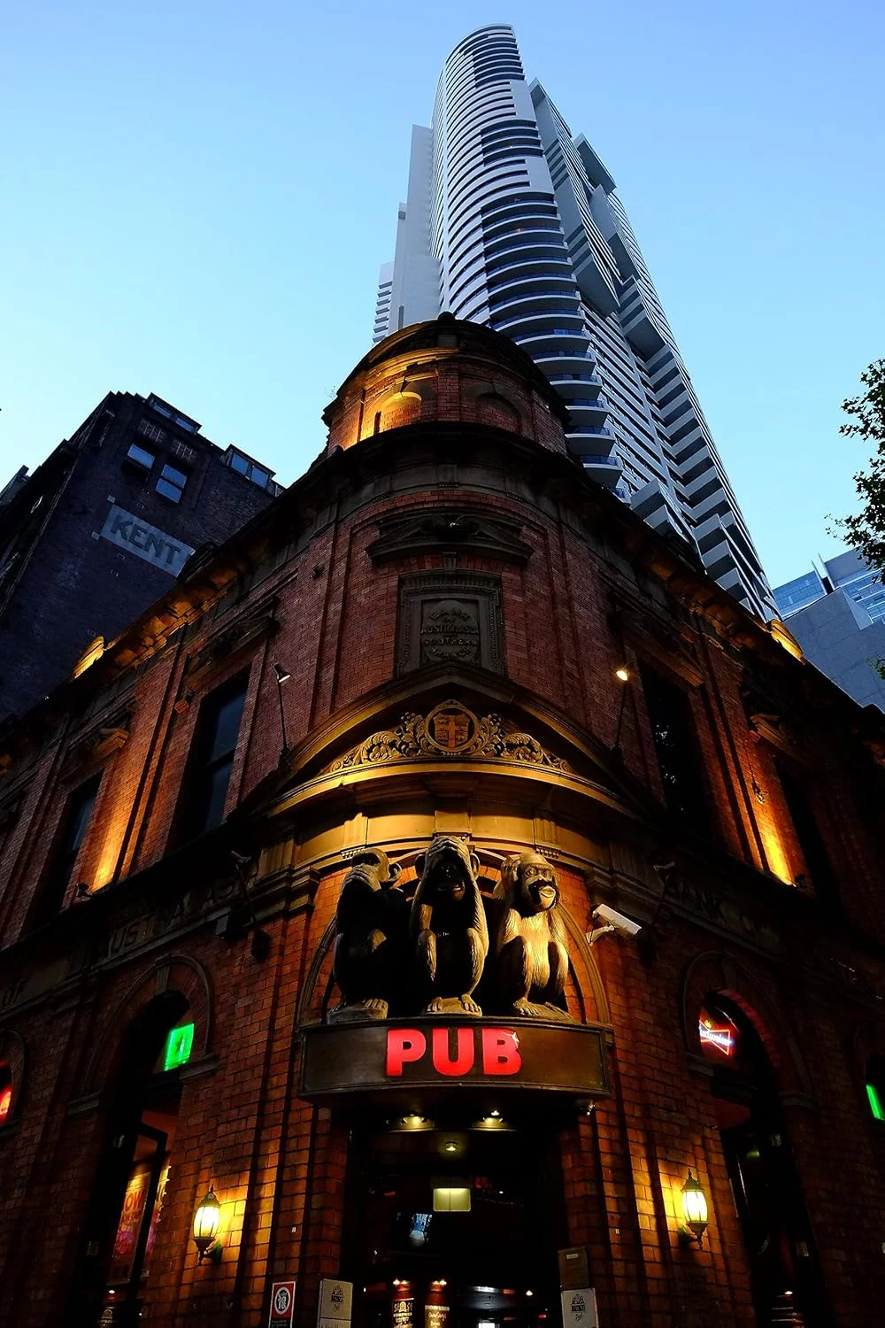 لنز فوق عریض فوجی فیلم XF 14mm f/2.8 R لنز فوق عریض فوجی فیلم XF 14mm f/2.8 R