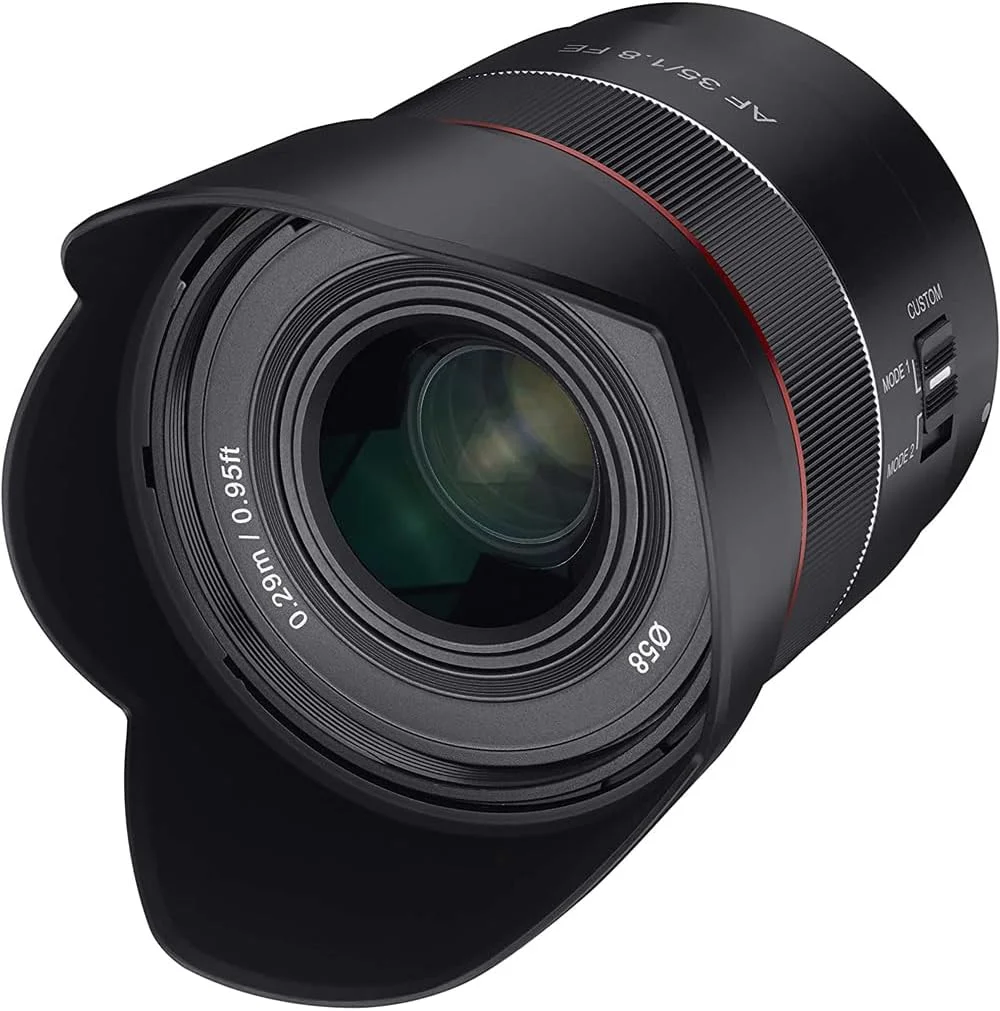 لنز 35mm F1.8 با فوکوس خودکار سام یانگ، فول فریم کامپکت و زاویه باز برای مانت Sony E، مشکی (SYIO3518-E)، سایز one size لنز 35mm F1.8 با فوکوس خودکار سام یانگ، فول فریم کامپکت و زاویه باز برای مانت Sony E، مشکی (SYIO3518-E)، سایز one size