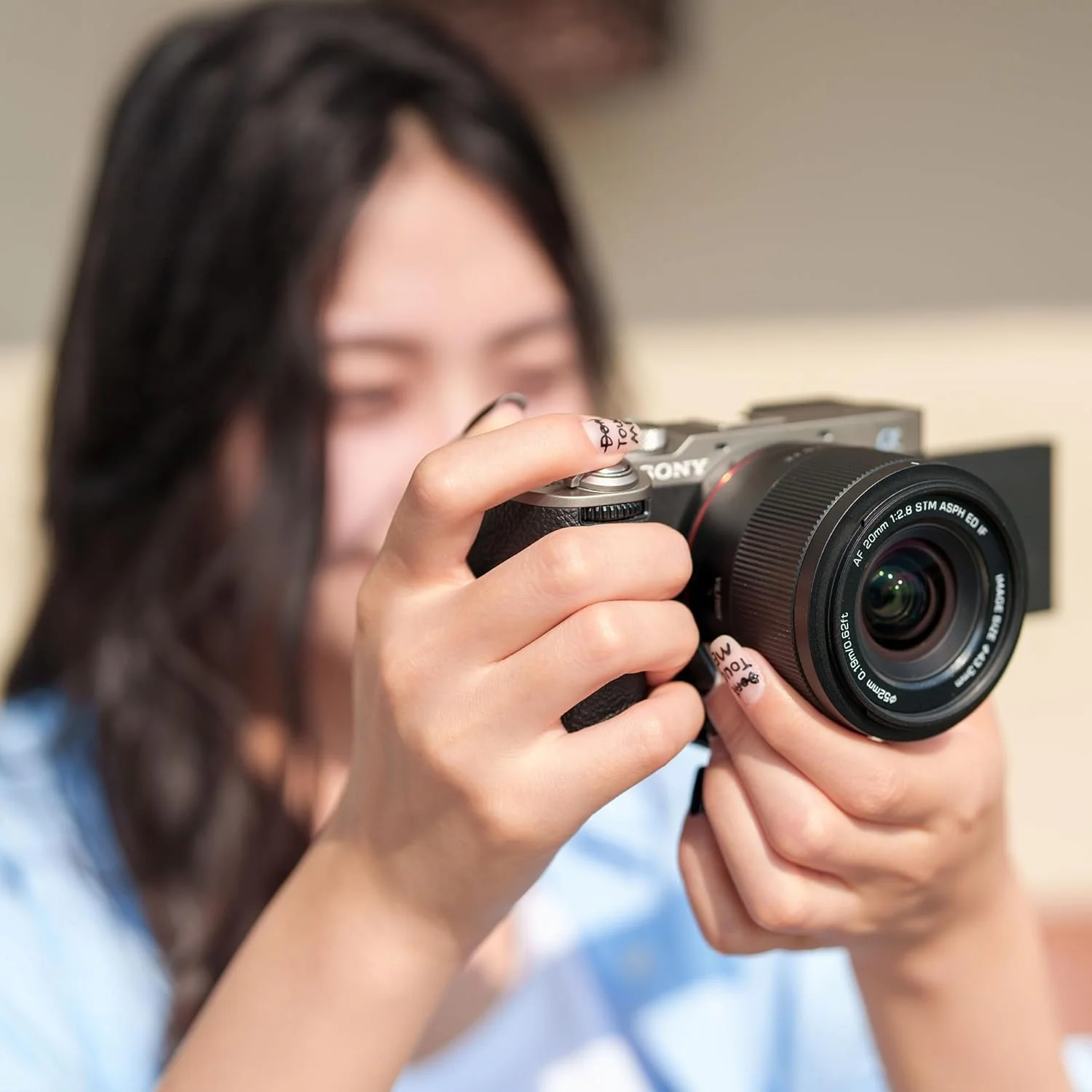 لنز دوربین VILTROX 20mm F2.8 FE مانت فول فریم با زاویه دید فوق عریض و فوکوس خودکار برای Sony a7CR a7C a7CII a6700 ZV-E100 a6400 a6600 a7III a7IV