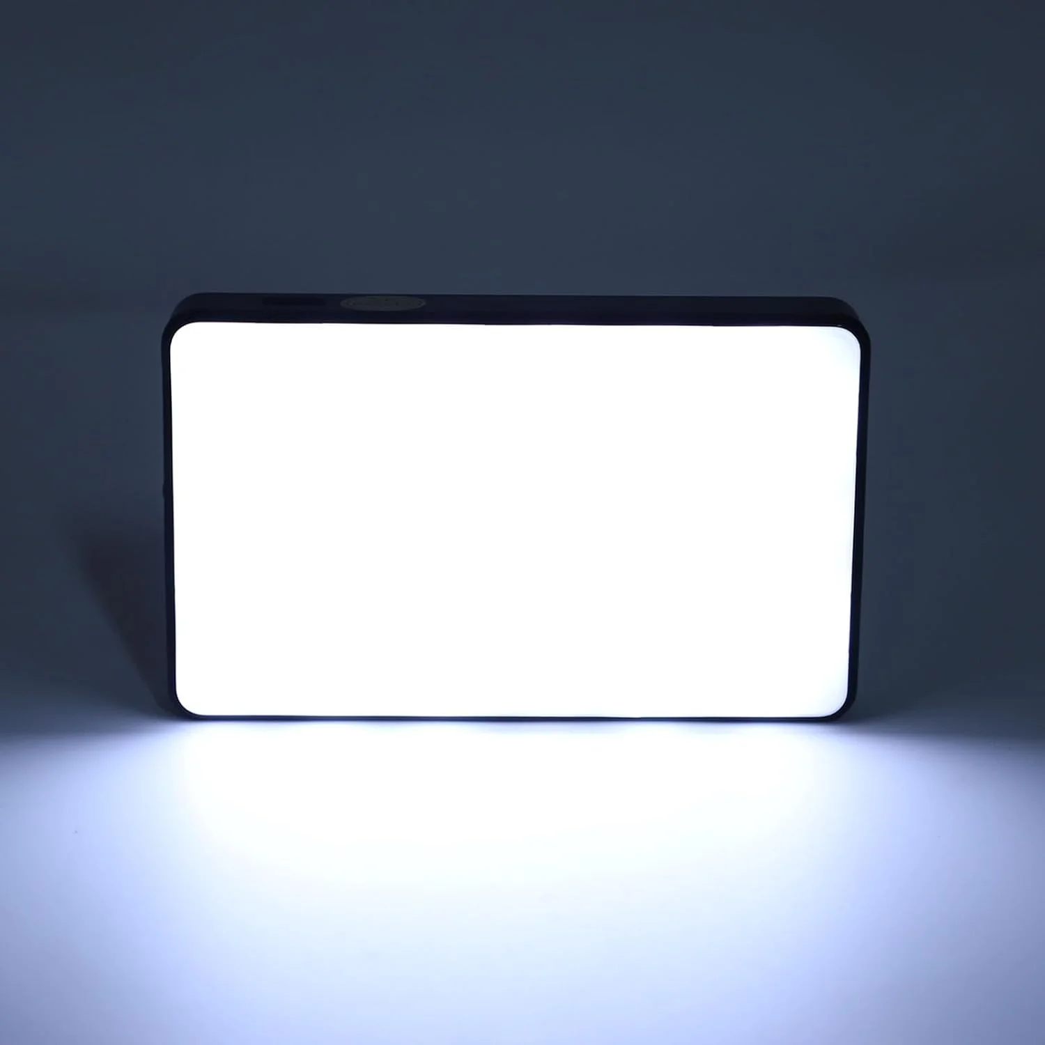 چراغ عکاسی LED مدل FM150RGB، چراغ های قابل حمل RGB برای پر کردن نور ویدیو با دمای رنگ قابل تنظیم و نورپردازی مداوم، چراغ پر کننده عکس با باتری، برای دوربین، استودیو