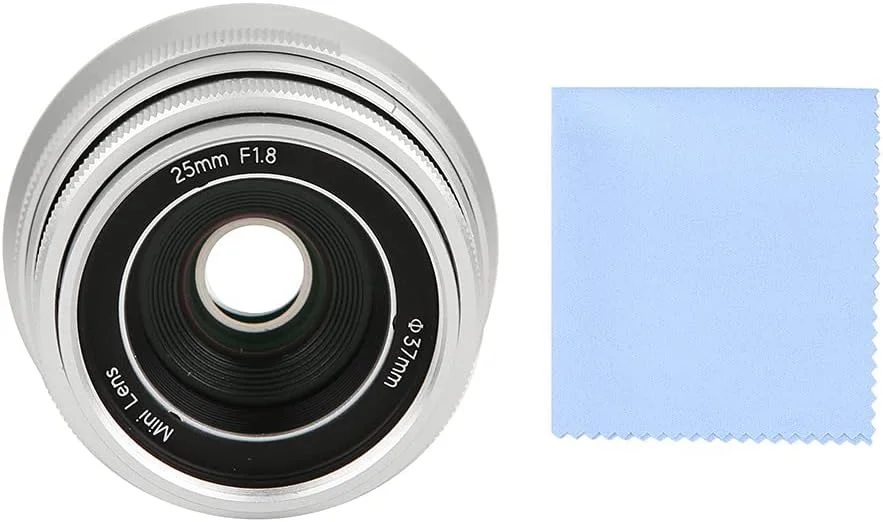 لنز دستی با دیافراگم بزرگ نقره ای زاید، مناسب برای مناظر و عکاسی انسانی