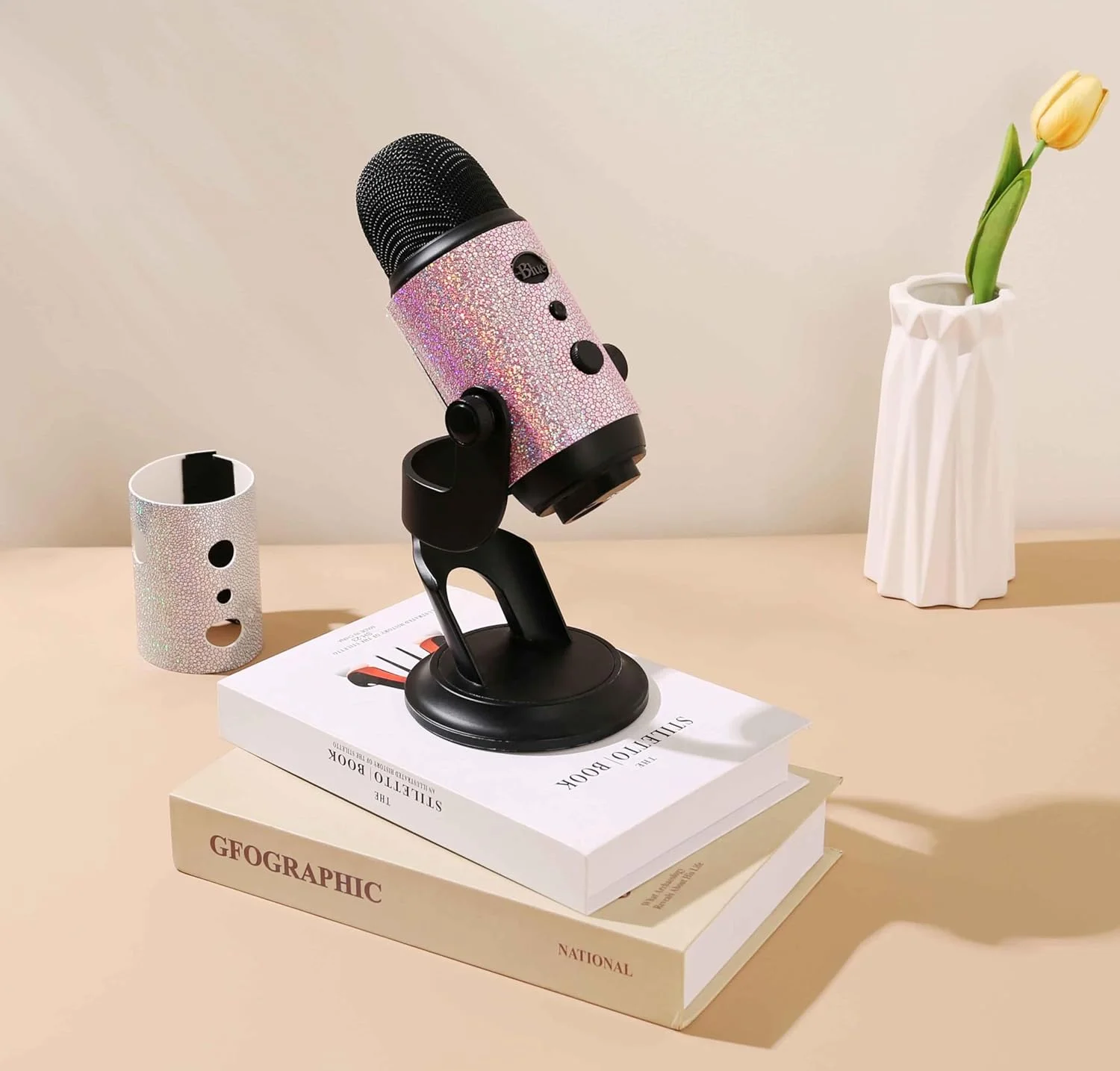 فیلتر پاپ آبی یتی درخشان - طراحی بند چسبی زیبا، روکش الماس براق سازگار با میکروفون های آبی یتی (نقره ای) (صورتی درخشان)