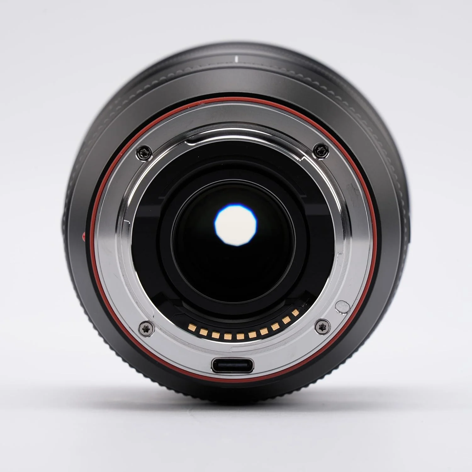 لنز فوکوس خودکار VILTROX 27mm F1.2 PRO با مانت E، سازگار با دوربین های بدون آینه سونی با مانت E مدل های a7 a6700 a6500 لنز فوکوس خودکار VILTROX 27mm F1.2 PRO با مانت E، سازگار با دوربین های بدون آینه سونی با مانت E مدل های a7 a6700 a6500