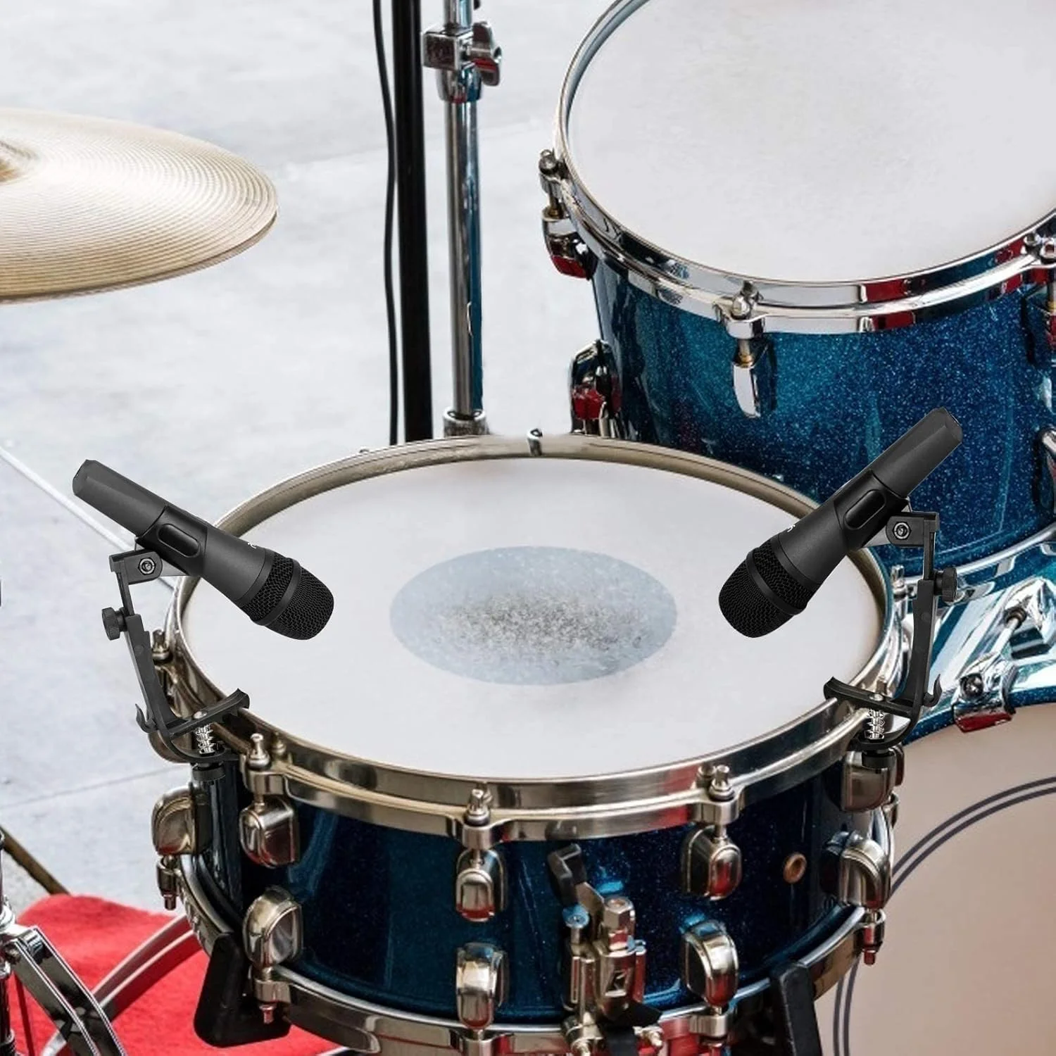 گیره های میکروفون درام، نگهدارنده میکروفون درام پلاستیکی قابل تنظیم و ضد ضربه، گیره نصب رینگ کاربردی، فنر، ضد زنگ و سازگار با محیط زیست، برای هر میکروفون دستی به طور پیوسته، 1 جفت (مشکی)