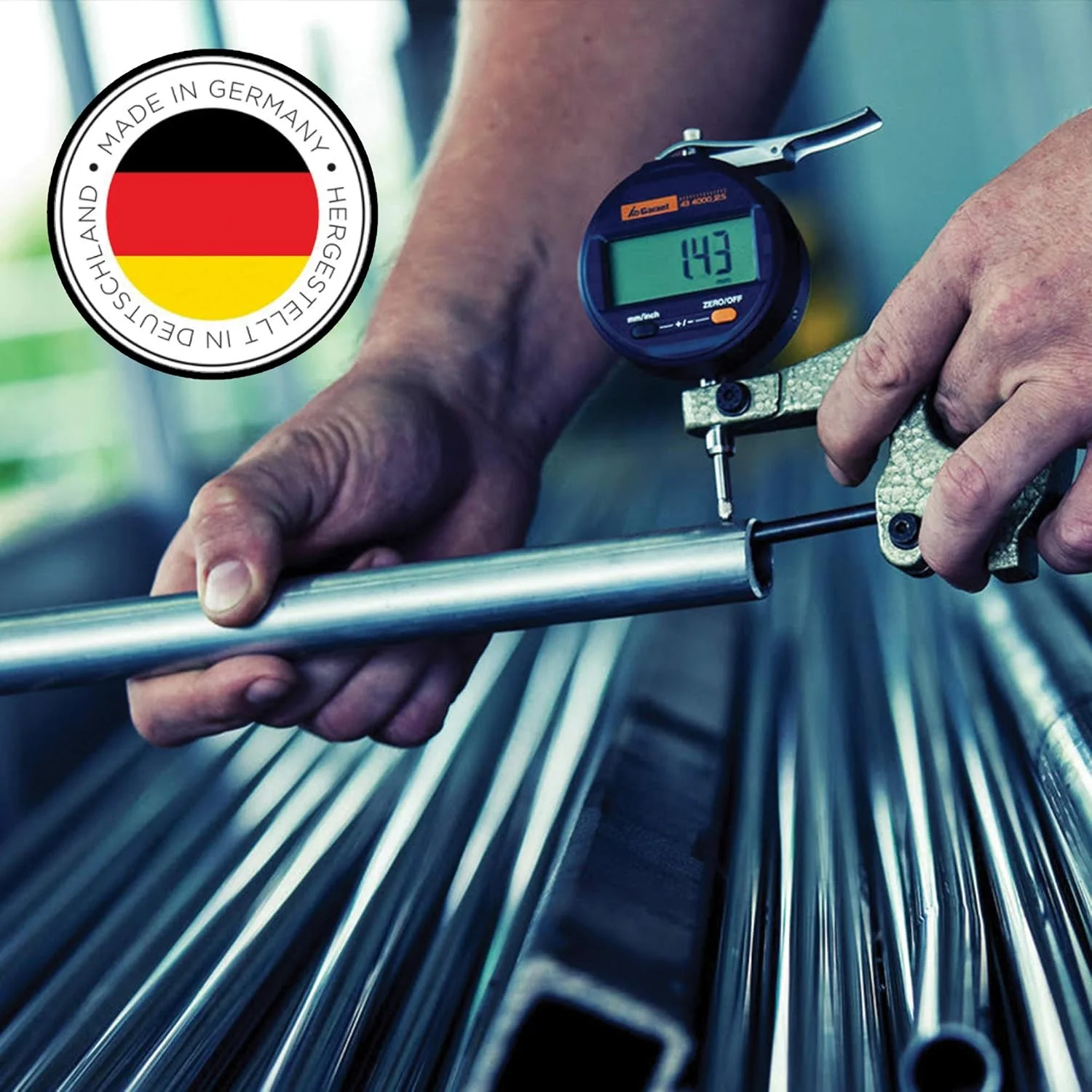 پایه میکروفون K&M مشکی مدل 21140 - بازوی بوم فولادی مدرن و کاربردی