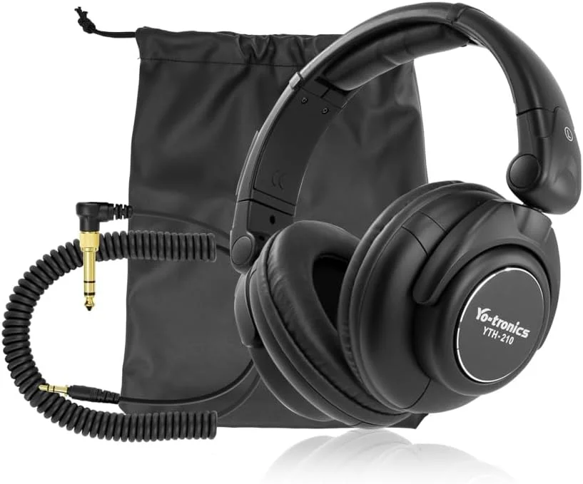 هدفون استودیویی سیم دار دور گوشی بسته Yo-Tronics YTH-210 با درایور 50 میلی متری، کابل جداشدنی، طراحی تاشو مناسب برای ضبط، پادکست، میکس، مسترینگ، ویرایش صدا، مشکی