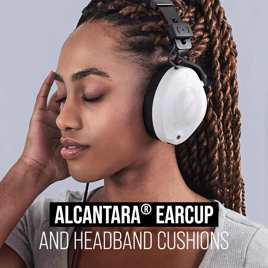 هدفون دور گوشی حرفه ای RØDE NTH-100 مناسب برای تولید محتوا، تولید موسیقی، میکس و ویرایش صدا، پادکست و ضبط صدا در مکان های مختلف (سفید) هدفون دور گوشی حرفه ای RØDE NTH-100 مناسب برای تولید محتوا، تولید موسیقی، میکس و ویرایش صدا، پادکست و ضبط صدا در مکان های مختلف (سفید)