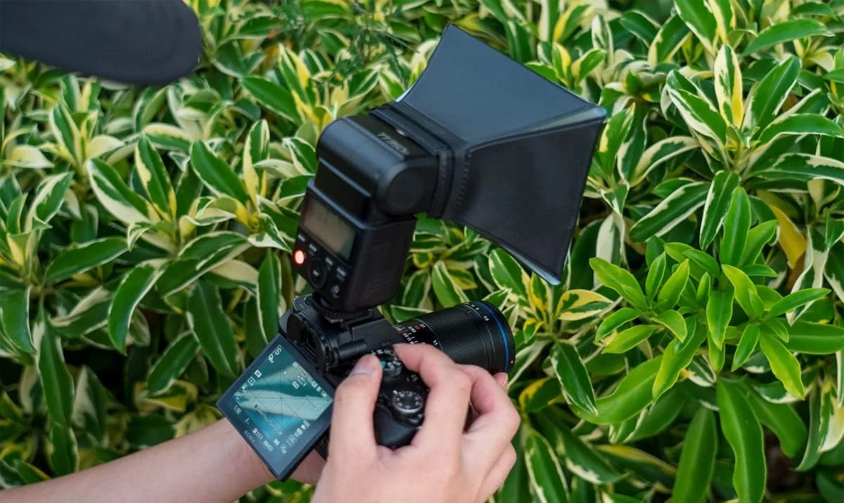 لنز ماکرو Venus Laowa 85mm f/5.6 2X Ultra Macro APO برای دوربین Nikon Z Mount