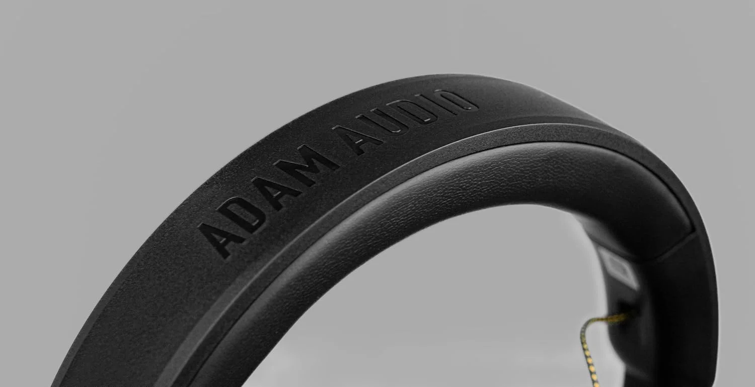 هدفون استودیویی پشت بسته ADAM Audio H200 به همراه نرم افزار بهینه سازی و فضاسازی