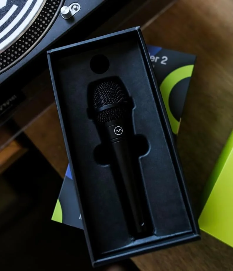 مجموعه استودیویی Vochlea Dubler 2، کنترلر صدا به میدی، شامل نرم افزار تولید موسیقی