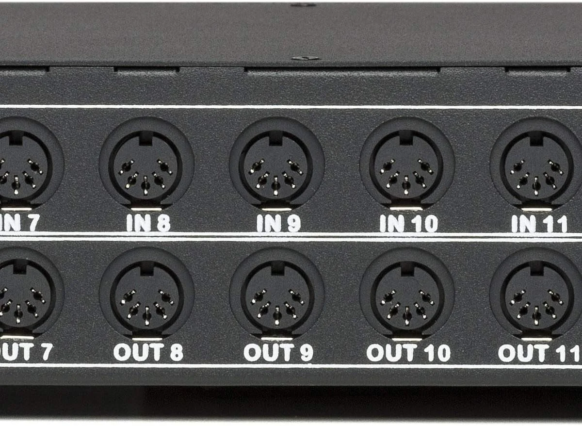 اینترفیس USB-MIDI میدیتک میدیفیس 16X16 اینترفیس USB-MIDI میدیتک میدیفیس 16X16