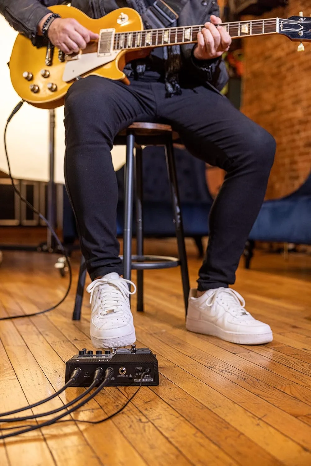 پدال مولتی افکت گیتار زوم G2 FOUR با صدای بزرگ، مدل‌سازی آمپلی‌فایر، مدل‌سازی افکت پدال‌های بوتیک، فناوری IR برای استیج و استودیو