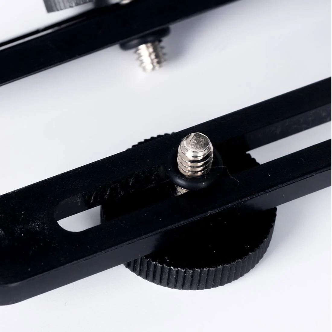 پایه نگهدارنده دوگانه نور سلفی به همراه سه پایه و پیچ 1/4 اینچی، میله توسعه نورهای ویدیویی دوم برای گیره، پنل نور پرکننده، فلاش دوربین، DSLR، روشنایی دو برابر، ضبط زنده تلفن، ولاگینگ (بسته 2 عددی) پایه نگهدارنده دوگانه نور سلفی به همراه سه پایه و پیچ 1/4 اینچی، میله توسعه نورهای ویدیویی دوم برای گیره، پنل نور پرکننده، فلاش دوربین، DSLR، روشنایی دو برابر، ضبط زنده تلفن، ولاگینگ (بسته 2 عددی)