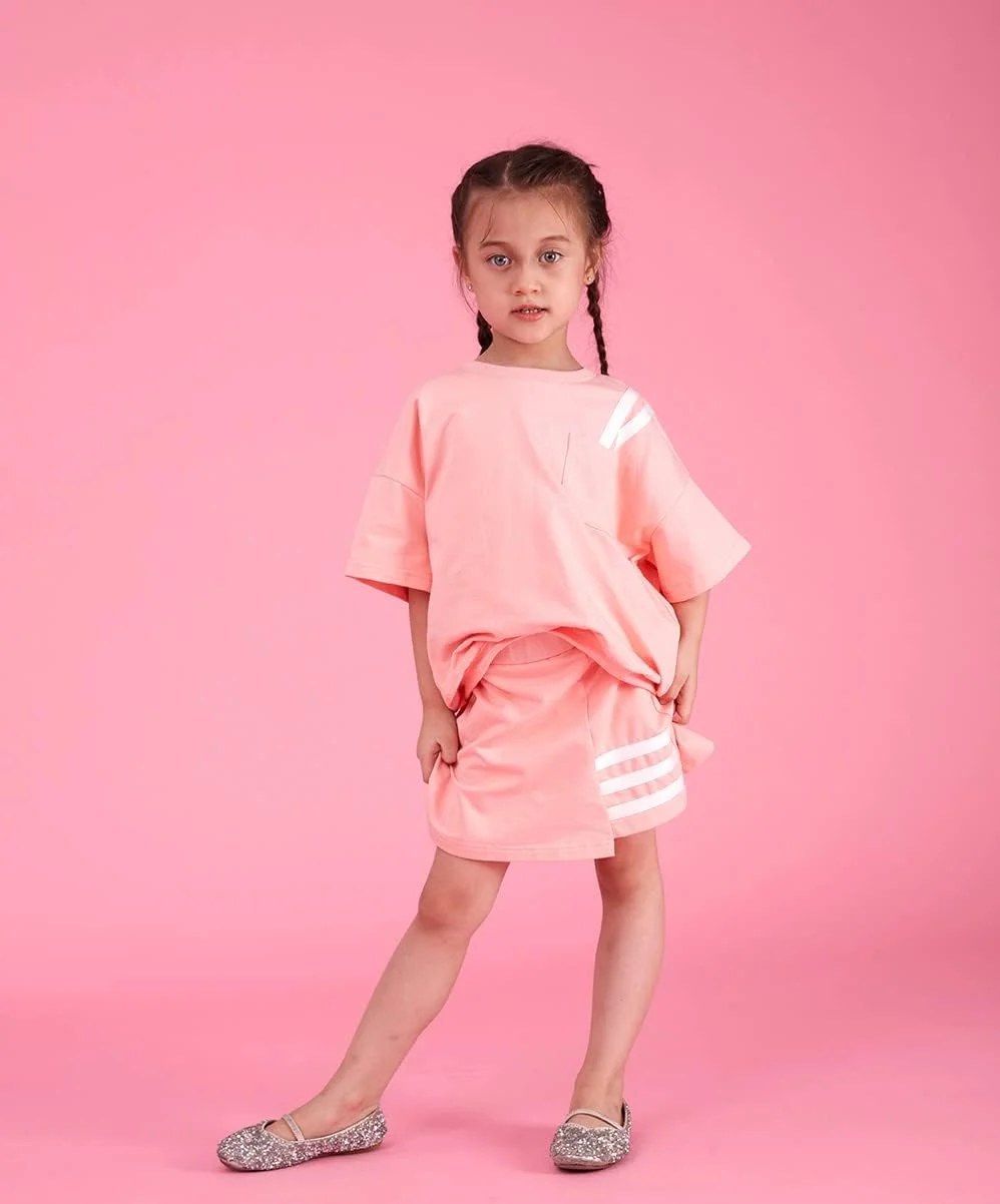 کاغذ پس زمینه عکاسی بدون درز Yizhily، رول پس زمینه کاغذی برای عکاسی، 135 سانتی متر در 4.8 متر، مرجانی، صورتی گل میخک