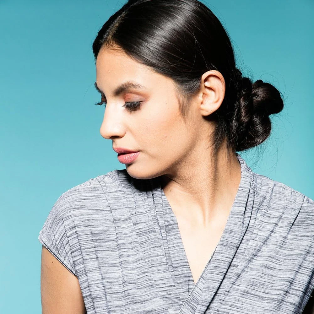 پس زمینه عکاسی کاغذی بدون درز - #75 آبی واقعی (218 سانتی متر x 11 متر) ساخت ایالات متحده آمریکا