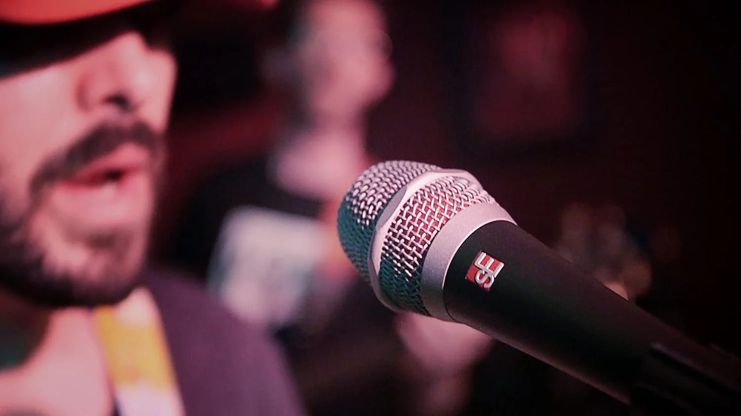 میکروفون ساز دینامیک سوپرکاردیوید sE Electronics V7 X با لرزه گیر یکپارچه و محافظ باد داخلی