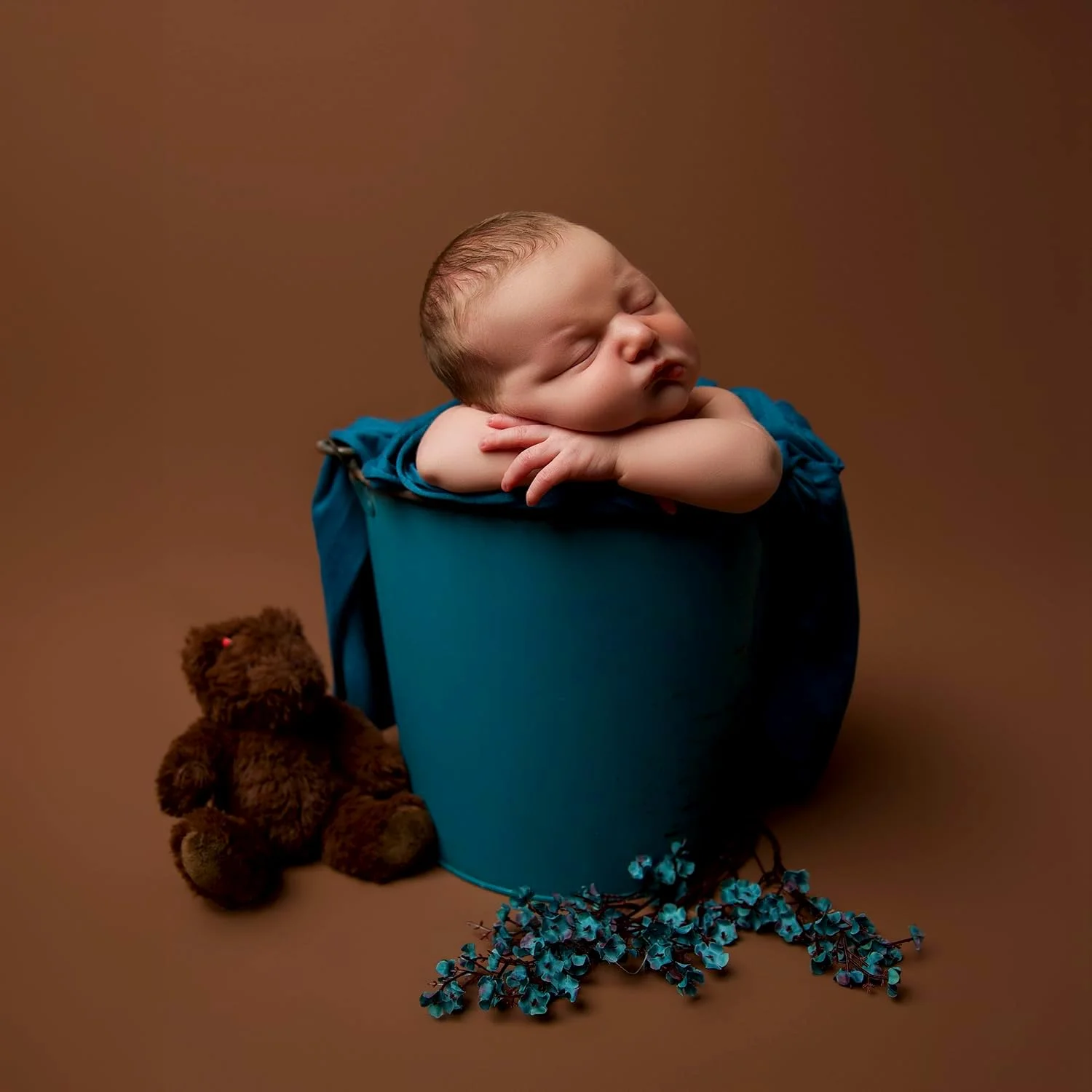 پس زمینه کاغذی بدون درز کیت، رول های کاغذی پس زمینه بدون درز (135x5 متر، قهوه ای نارگیلی) پس زمینه کاغذی بدون درز کیت، رول های کاغذی پس زمینه بدون درز (135x5 متر، قهوه ای نارگیلی)