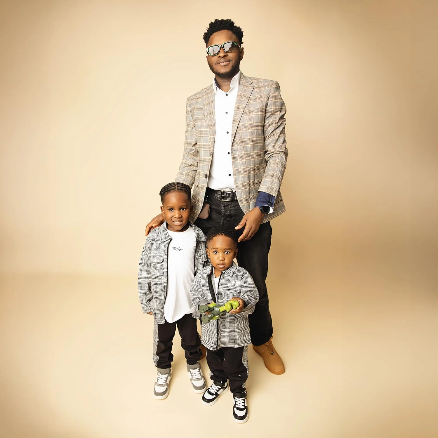 پس زمینه کاغذی بدون درز کیت، کرم بژ، مناسب عکاسی (2.2 متر در 10 متر، عاجی)