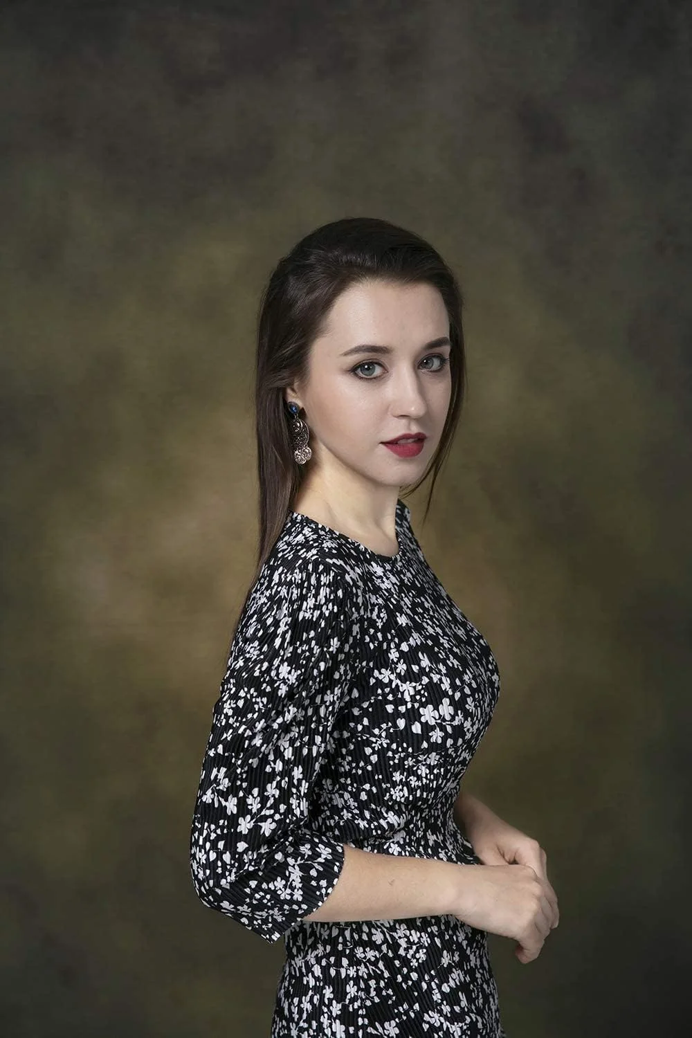 پس زمینه عکس انتزاعی ایوینر (مشکی/قهوه ای، 1.5 در 2.1 متر) پس زمینه عکس انتزاعی ایوینر (مشکی/قهوه ای، 1.5 در 2.1 متر)