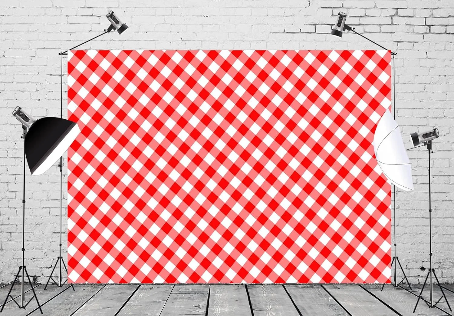 پس زمینه پارچه ای طرح شطرنجی قرمز و سفید، مناسب عکاسی، دکوراسیون جشن تولد، عروسی، مهمانی و استودیو