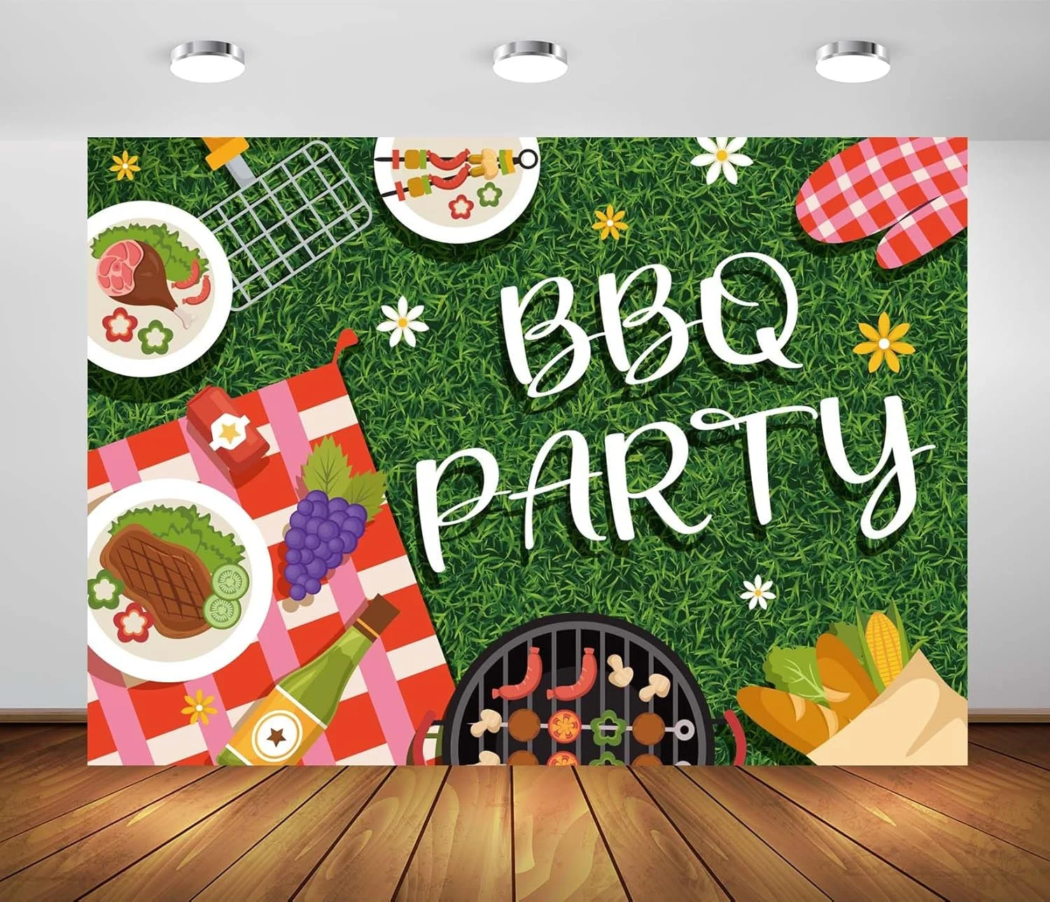 پس زمینه پارچه ای 213x152 سانتی متری بلکو برای مهمانی باربیکیو، چمن سبز، طرح شطرنجی قرمز و سفید، پس زمینه پیک نیک، مهمانی باربیکیو خانوادگی تابستانی، تولد، میز کیک، دکوراسیون، عکاسی استودیویی