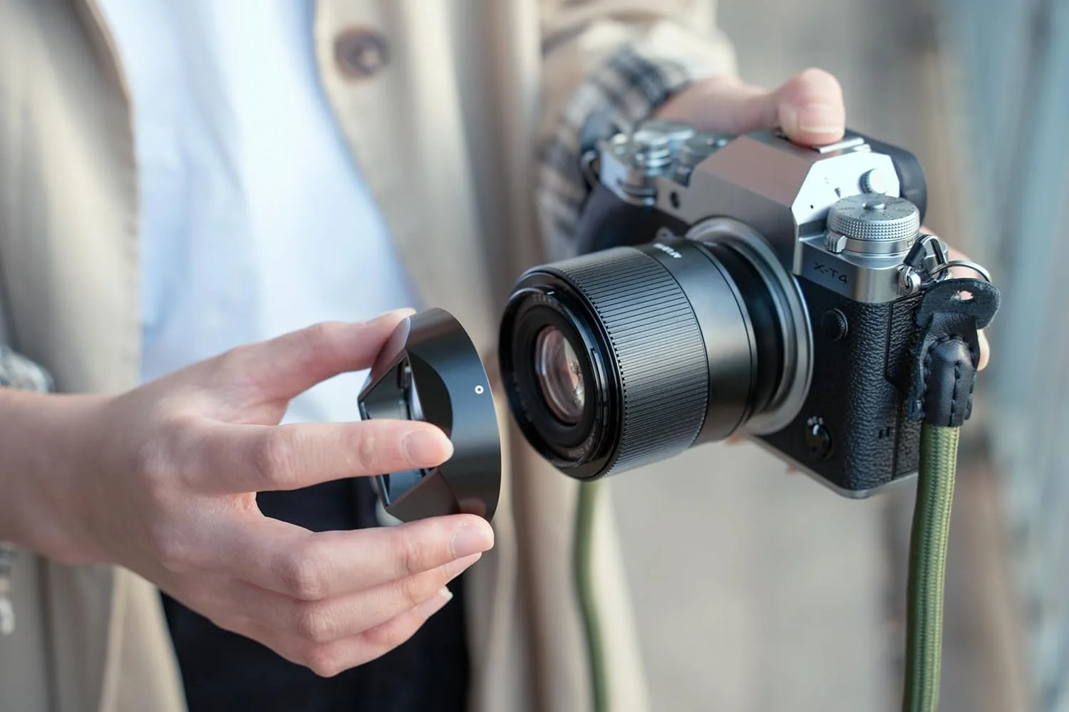 لنز 56mm F1.8 با بدنه فلزی و فوکوس خودکار TTArtisan سازگار با مانت Sony E - مشکی لنز 56mm F1.8 با بدنه فلزی و فوکوس خودکار TTArtisan سازگار با مانت Sony E - مشکی