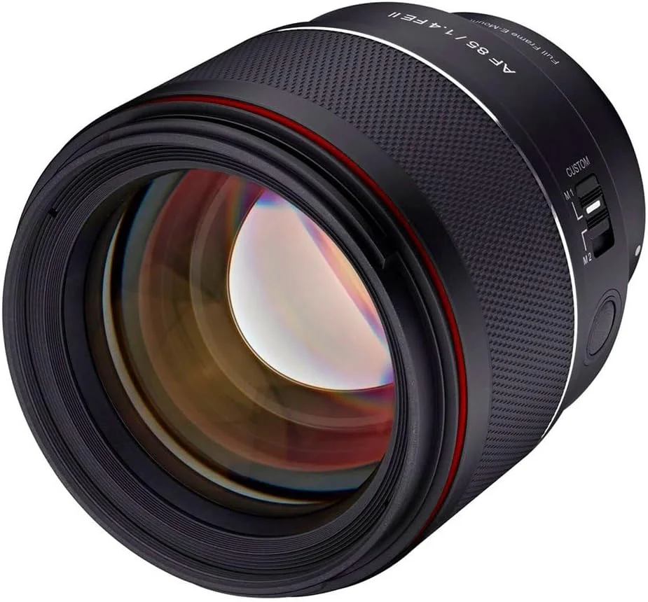 لنز فوکوس ثابت SAMYANG 888367 مدل AF 85mm F1.4 FE II سازگار با دهانه E سونی α، سایز کامل، تله متوسط، مشکی لنز فوکوس ثابت SAMYANG 888367 مدل AF 85mm F1.4 FE II سازگار با دهانه E سونی α، سایز کامل، تله متوسط، مشکی
