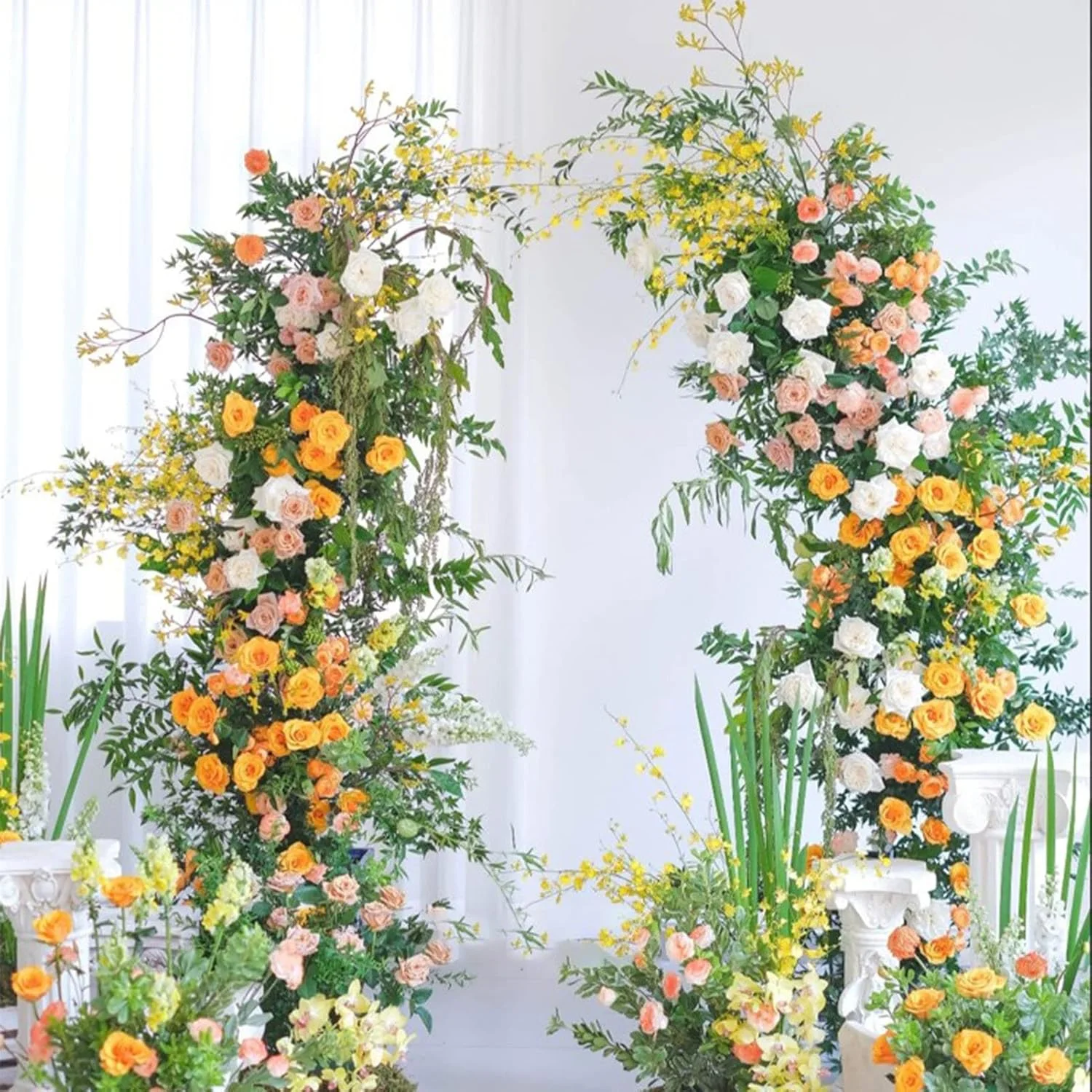 استند پس زمینه طاق دار 2 عددی - 2.5 متر و 2.1 متر، مونتاژ آسان استند طاق فلزی برای گیاهان رونده باغی فضای باز/داخلی و دکوراسیون مراسم عروسی/تولد/فارغ التحصیلی، سفید