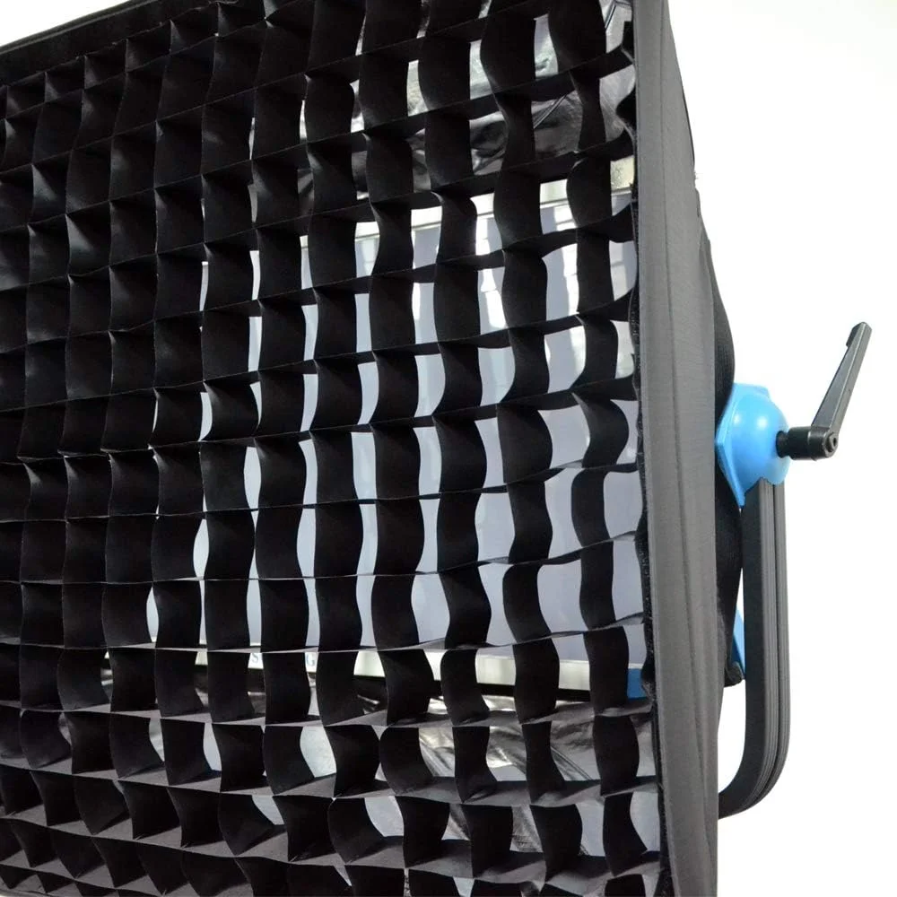 نرم باکس به همراه گرید برای پنل ال ای دی RGB مدل AI-3000C به همراه کیف (نرم باکس Yidoblo)