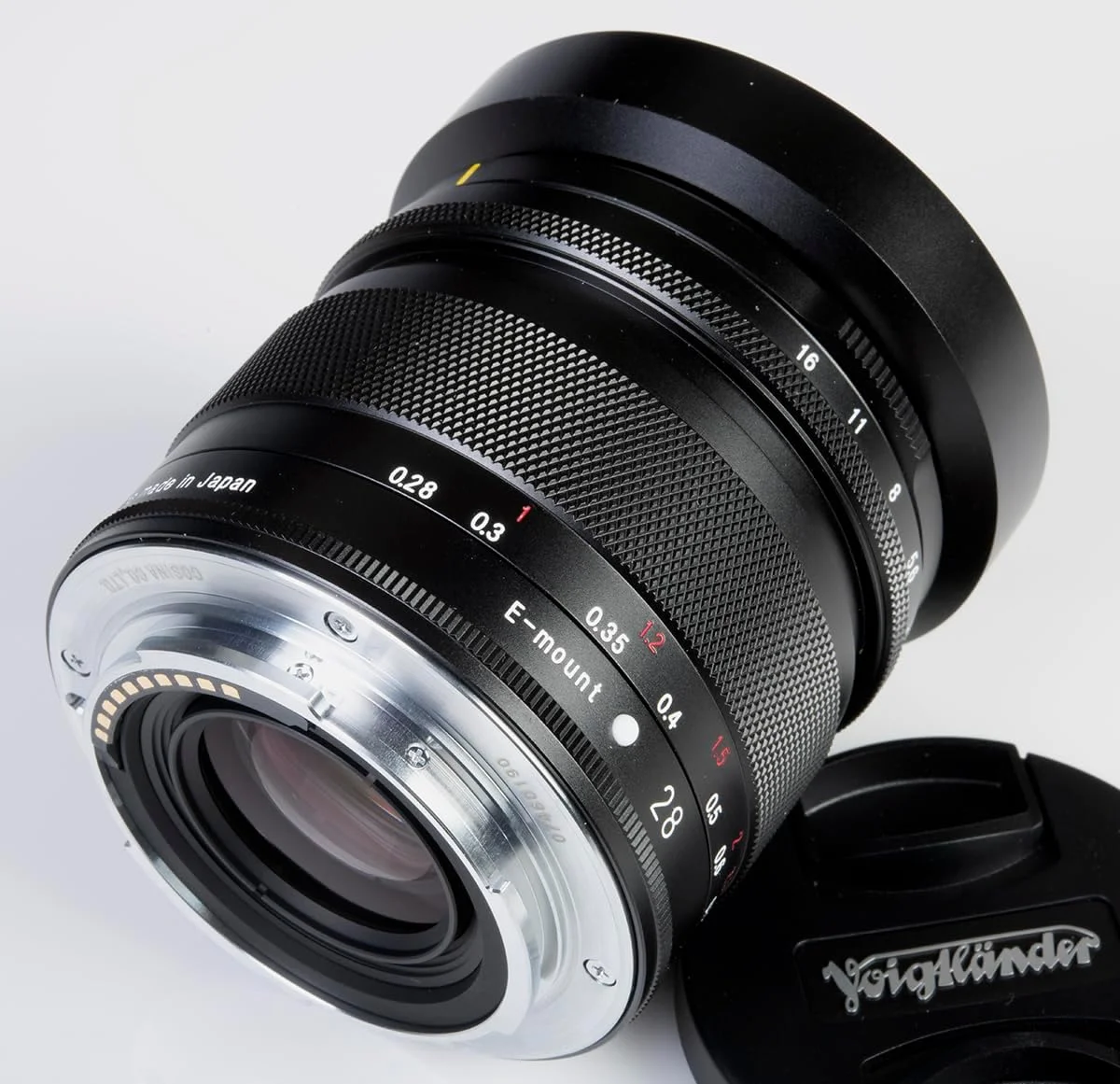 لنز Voigtlander Nokton 28mm f/1.5 Aspherical سازگار با دهانه Sony E لنز Voigtlander Nokton 28mm f/1.5 Aspherical سازگار با دهانه Sony E