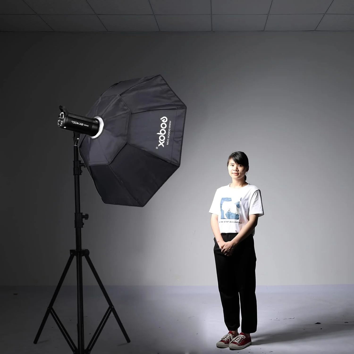 نرم باکس هشت ضلعی 95 سانتی متری گودکس مدل SB-BW95 با مانت بوئنز مناسب استودیوی عکاسی، فلاش استروب و اسپیدلایت