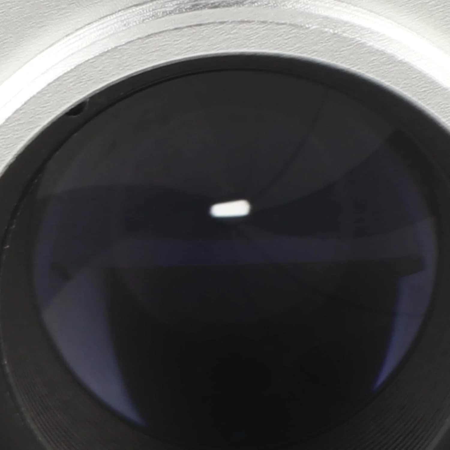 لنز دوربین بدون آینه 35 میلیمتری F1.7 با دیافراگم باز و پوشش چند لایه MC برای تصاویر روشن، لنز سبک وزن برای علاقهمندان به عکاسی (نقرهای) لنز دوربین بدون آینه 35 میلیمتری F1.7 با دیافراگم باز و پوشش چند لایه MC برای تصاویر روشن، لنز سبک وزن برای علاقهمندان به عکاسی (نقرهای)