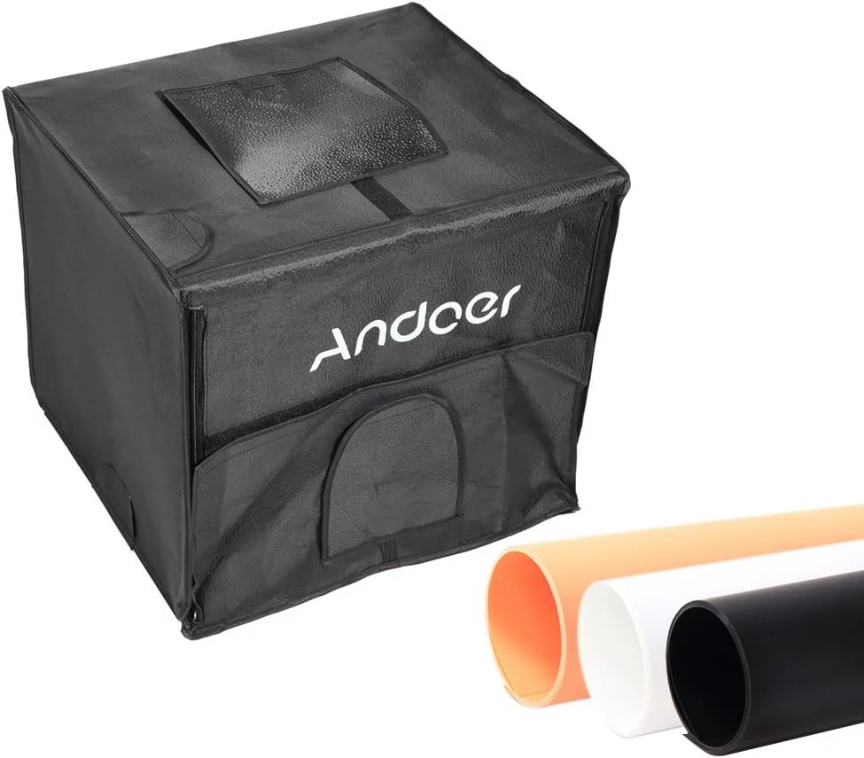 کیت جعبه نور استودیوی عکاسی تاشو LED با ابعاد 60 * 55 * 55 سانتی متر به همراه 2 پنل نور، 3 پس زمینه رنگی، آداپتور برق و کیف حمل