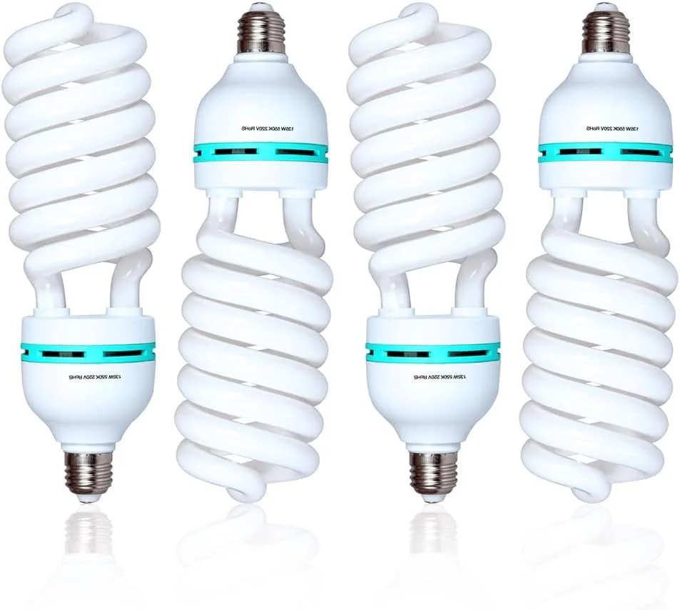 AECAM - سافت باکس نورپردازی لامپ عکاسی 4 عددی 135 وات 5500K نور متعادل CFL نور روز برای استودیوی عکس و فیلم (4 عدد لامپ 135 وات)