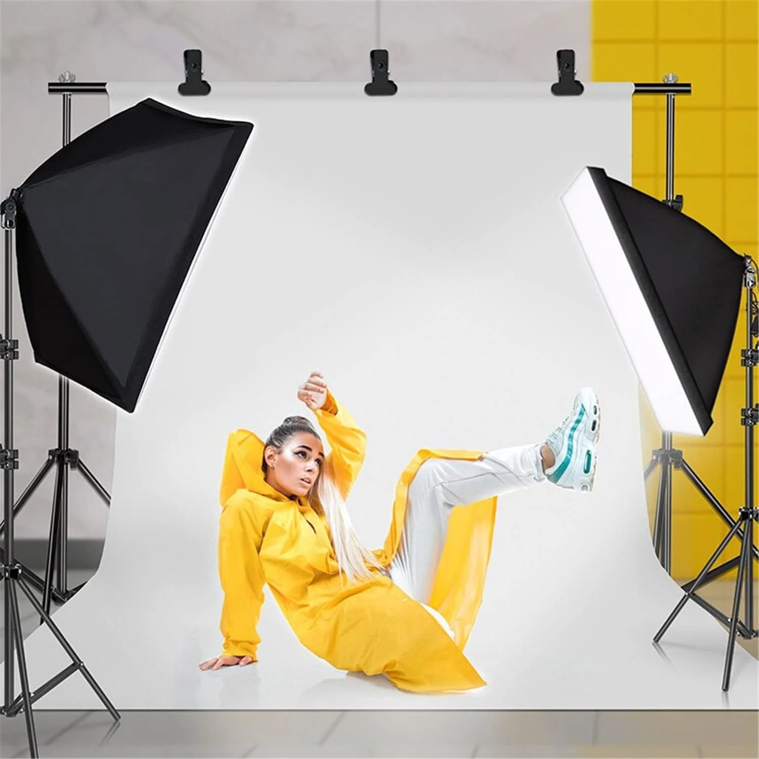 کیت نورپردازی استودیویی عکاسی ای وینر / 2 عدد لامپ 150 وات 5500K E27 / 2 عدد سافت باکس بازتابنده 20x28 اینچ / پایه های قابل تنظیم 79 اینچی / نورپردازی مداوم برای عکاسی پرتره، محصول، مد و فیلم