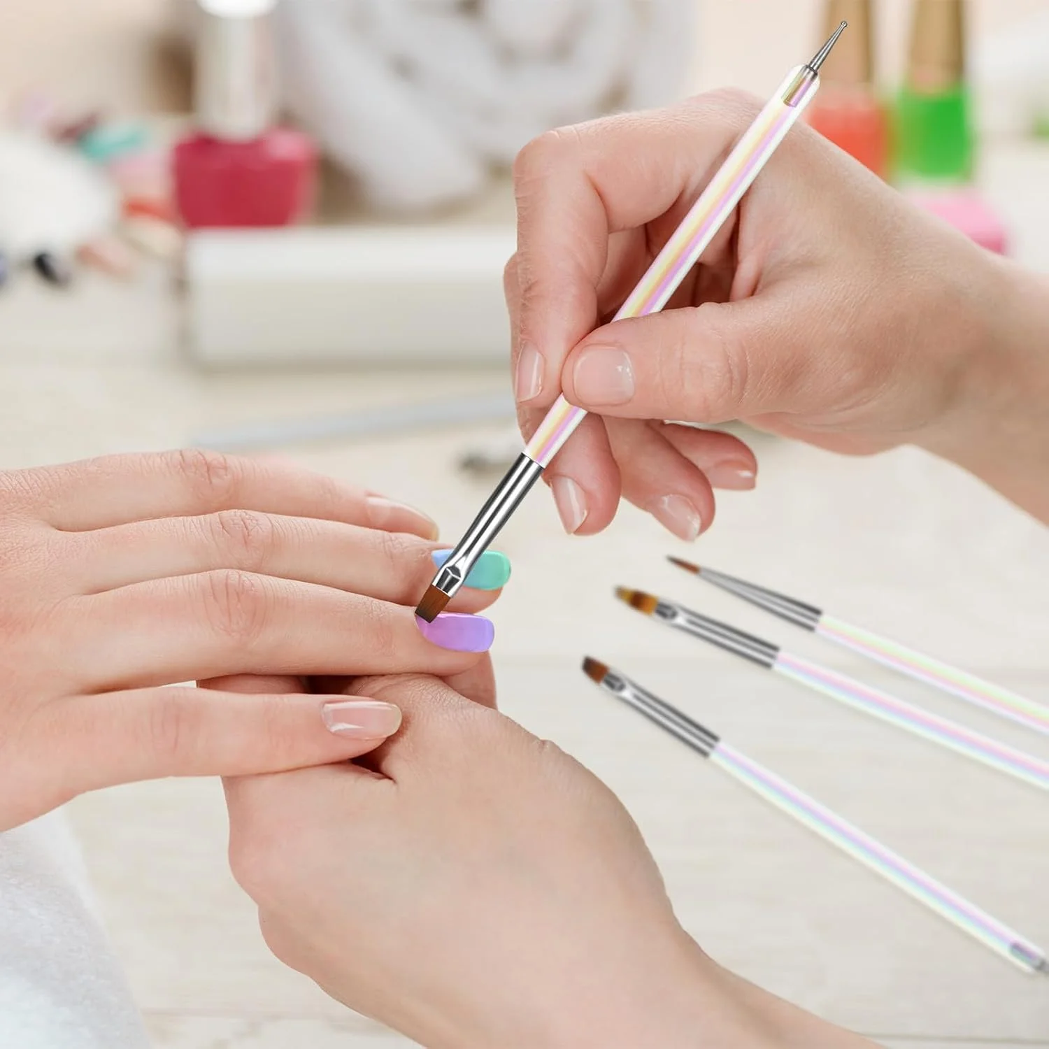 مجموعه ۱۲ عددی قلم طراحی ناخن Artdone، شامل قلم طراحی خطی و قلم نقطه گذاری، ابزار طراحی لاک ژل برای طراحی ناخن، شامل قلم ژل اکستنشن و ناخن های آکریلیک