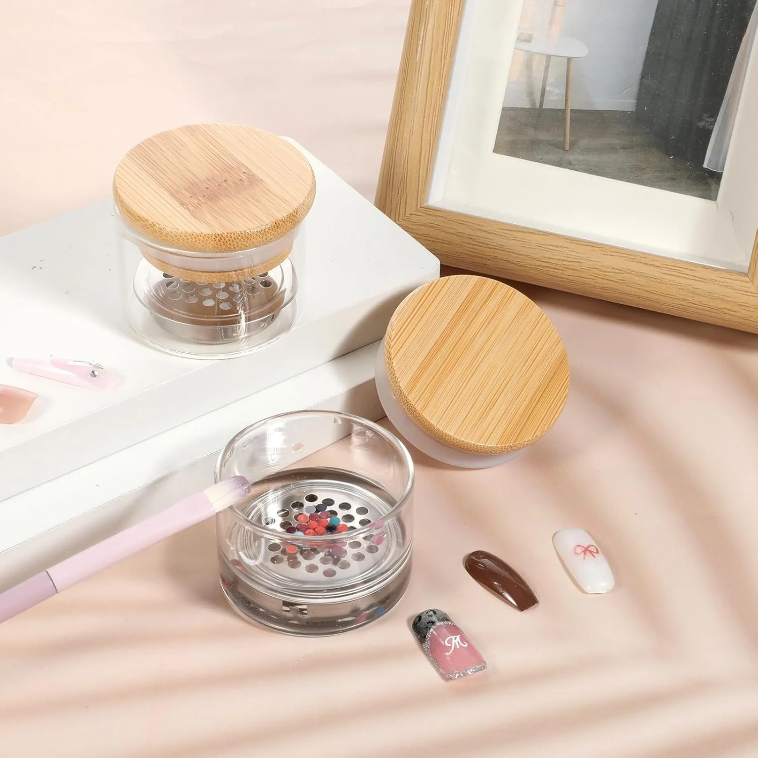 دو عدد فنجان تمیز کننده برس ناخن با درب و صفحه مشبک - ظروف شیشه ای داپن اکریلیک برای مایع و پودر اکریلیک - برس شوی حرفه ای مانیکور برای تمیز کردن ابزار هنر ناخن، بادوام و قابل حمل دو عدد فنجان تمیز کننده برس ناخن با درب و صفحه مشبک - ظروف شیشه ای داپن اکریلیک برای مایع و پودر اکریلیک - برس شوی حرفه ای مانیکور برای تمیز کردن ابزار هنر ناخن، بادوام و قابل حمل