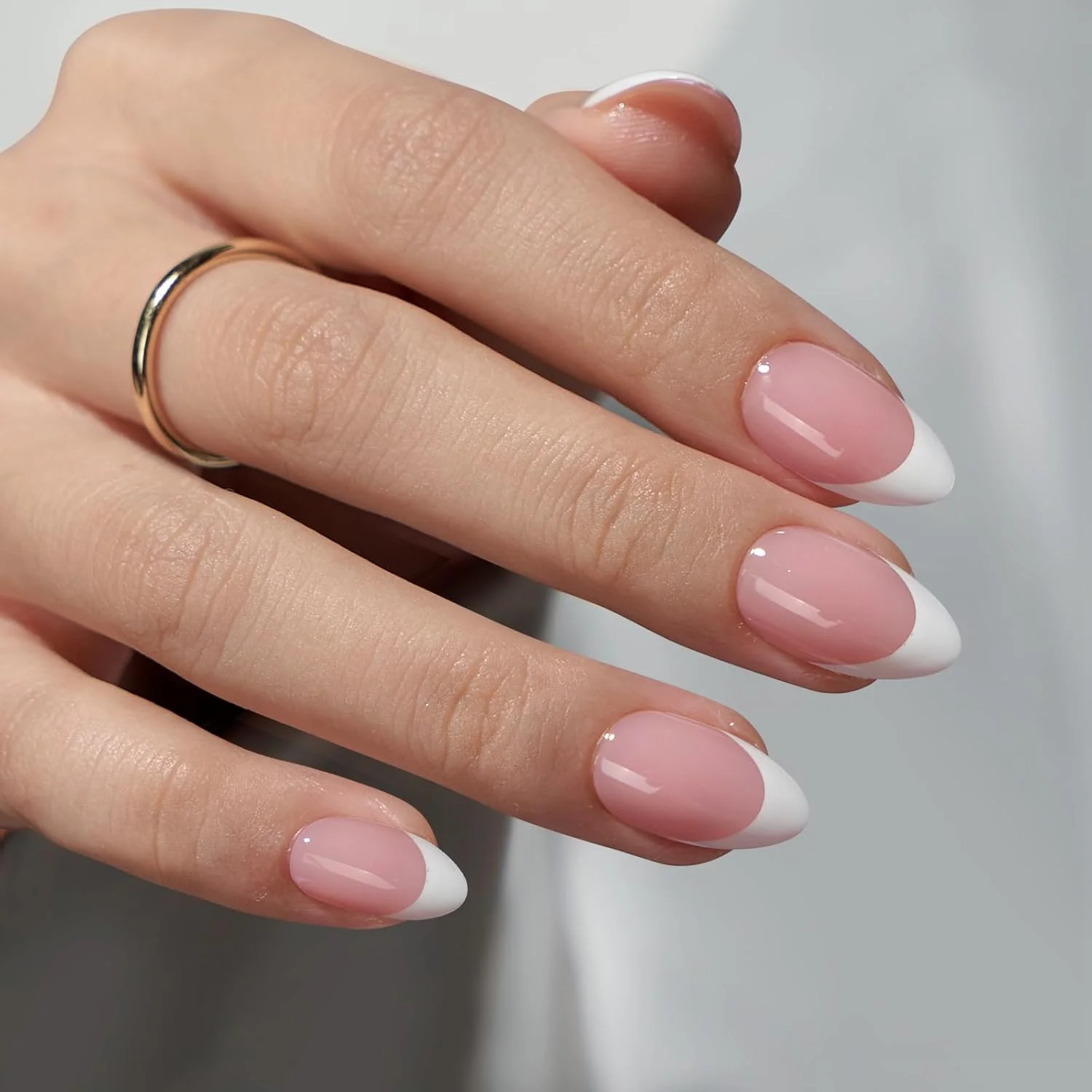 ناخن مصنوعی فرنچ XCOATTIPS btartboxnails - ناخن بادامی کوتاه با ژل ناخن، محافظ فرنچ دوتایی، دستگاه UV ناخن، همه در یک ژل نرم فرنچ، مناسب هدیه روز مادر