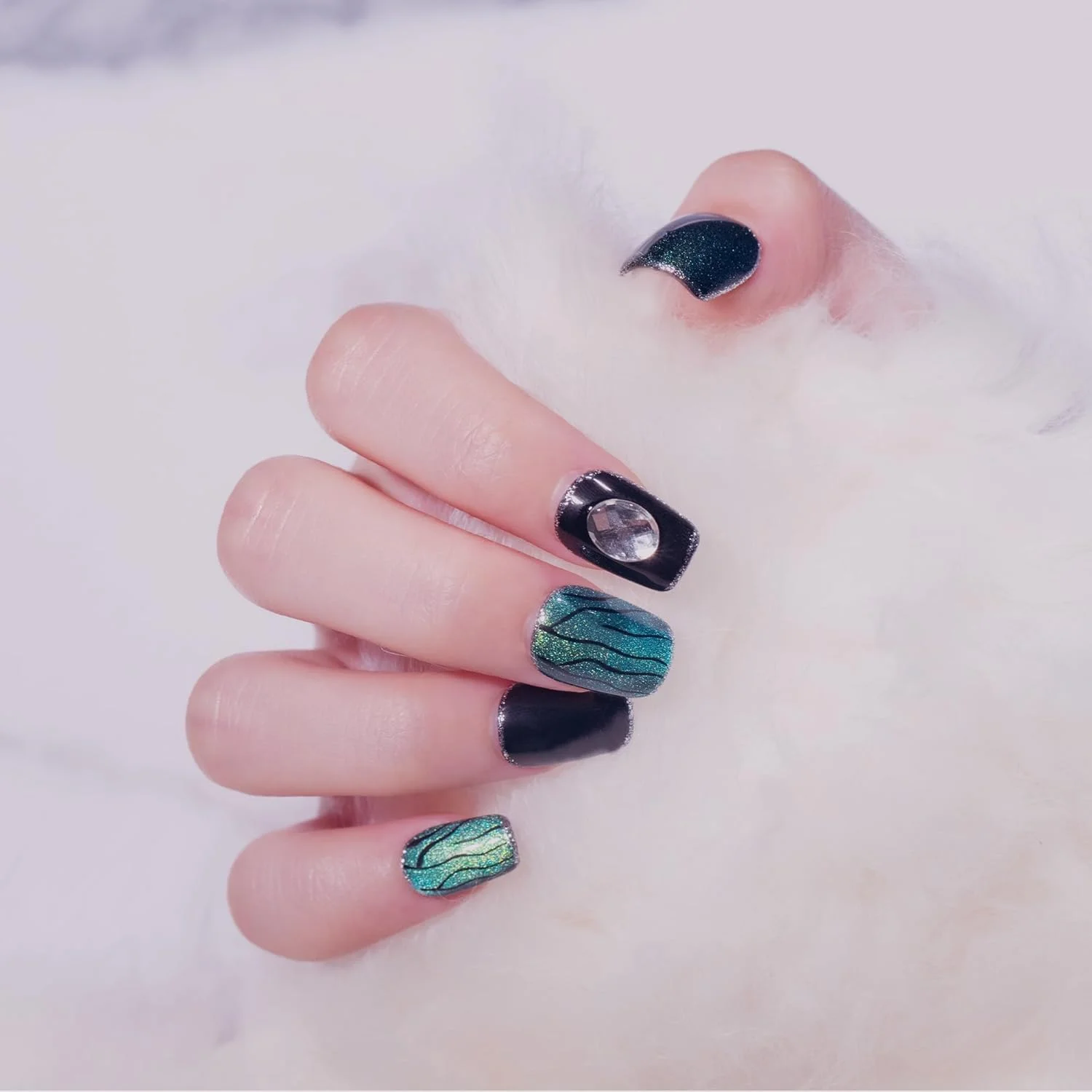 HN'LEIFAIRY 14 عدد ناخن مصنوعی فشاری، مربع مشکی متوسط، ناخن های مصنوعی سبز تیره کوتاه، چسب ناخن قابل استفاده مجدد برای زنان و دختران (سبز کوتاه MJ-(s