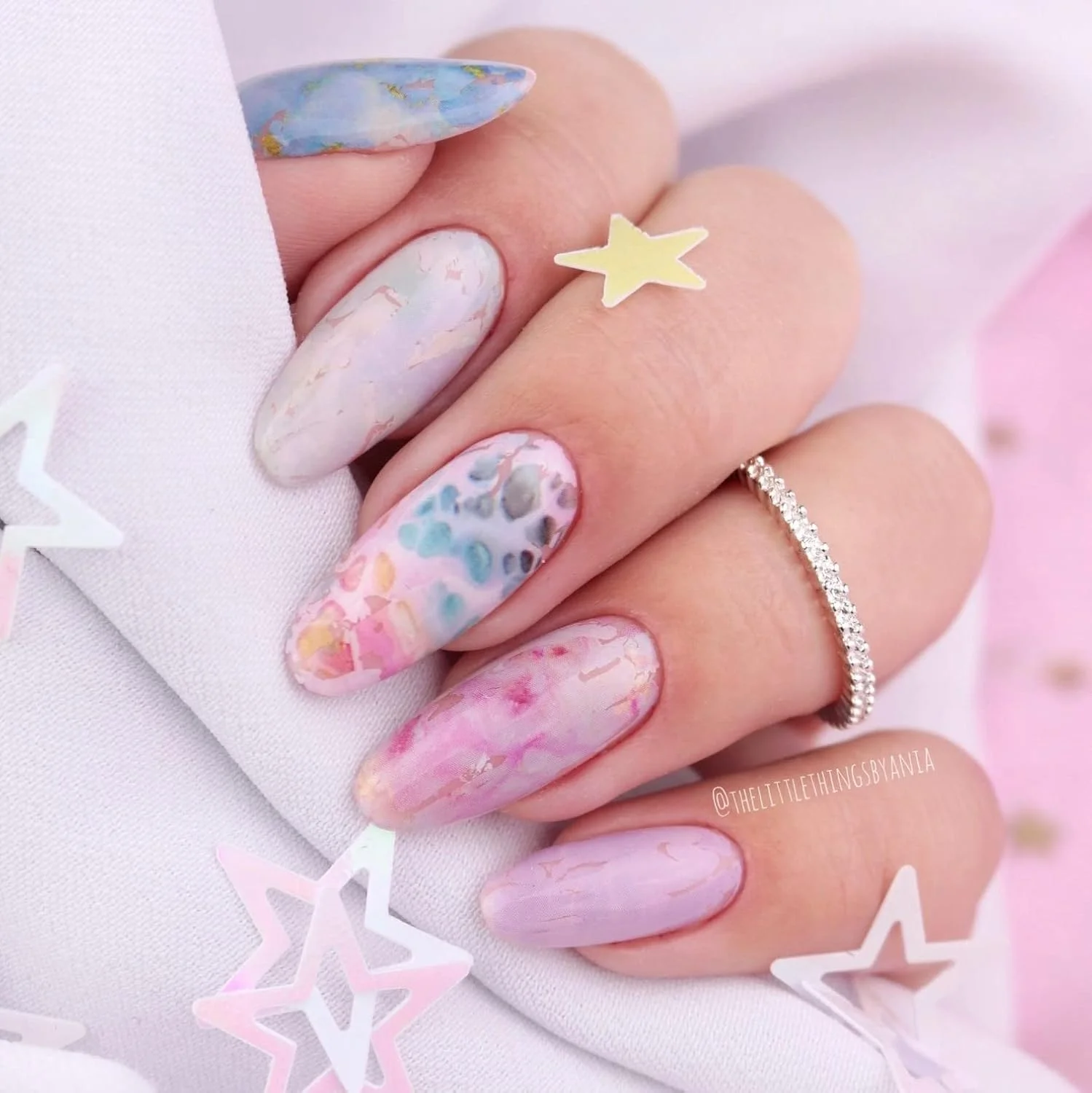 ورق طراحی ناخن سمیلاک (مرمر طلایی)